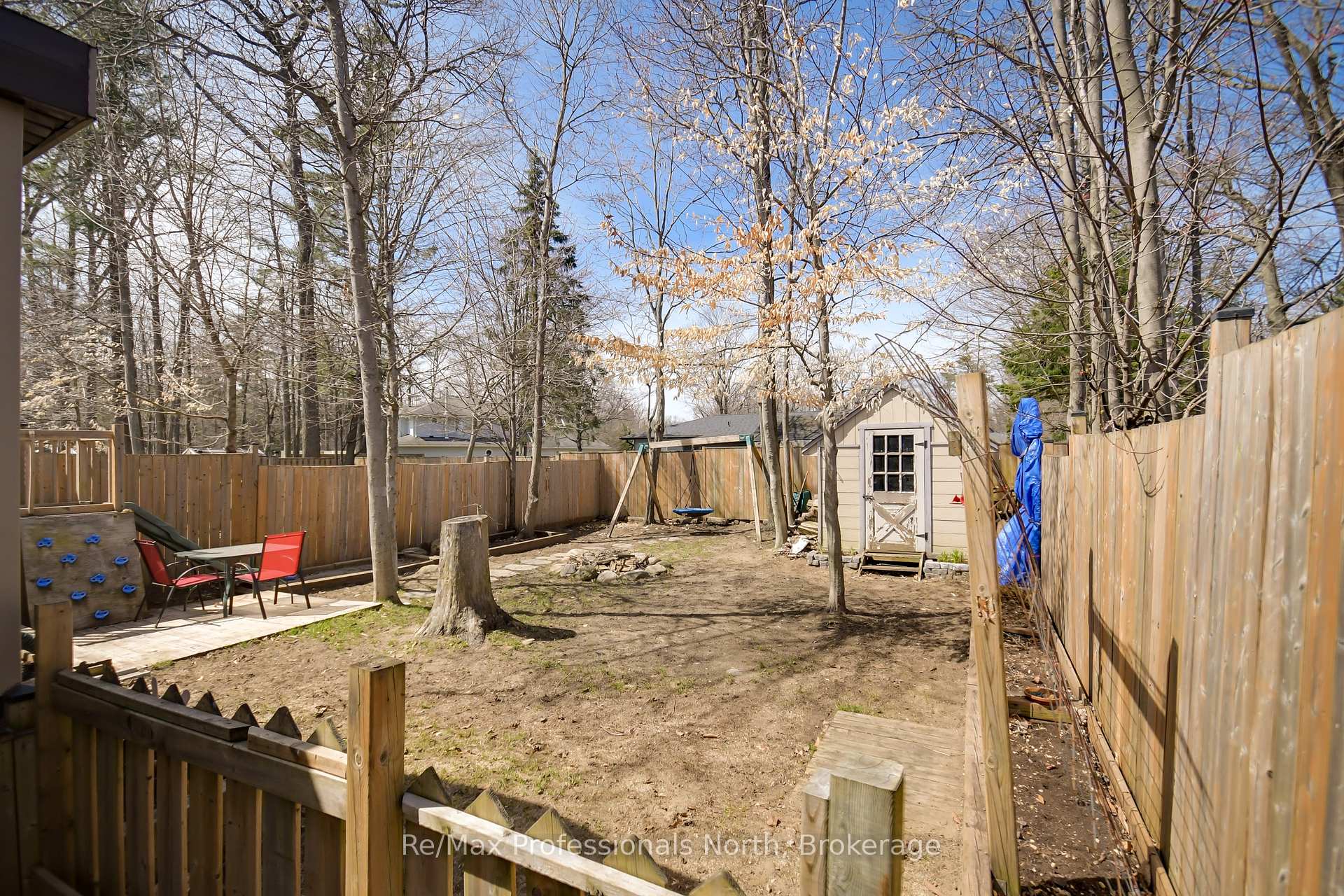 Photo 29 of 230 Pine Street, Gravenhurst, Muskoka (S) — HOMEH