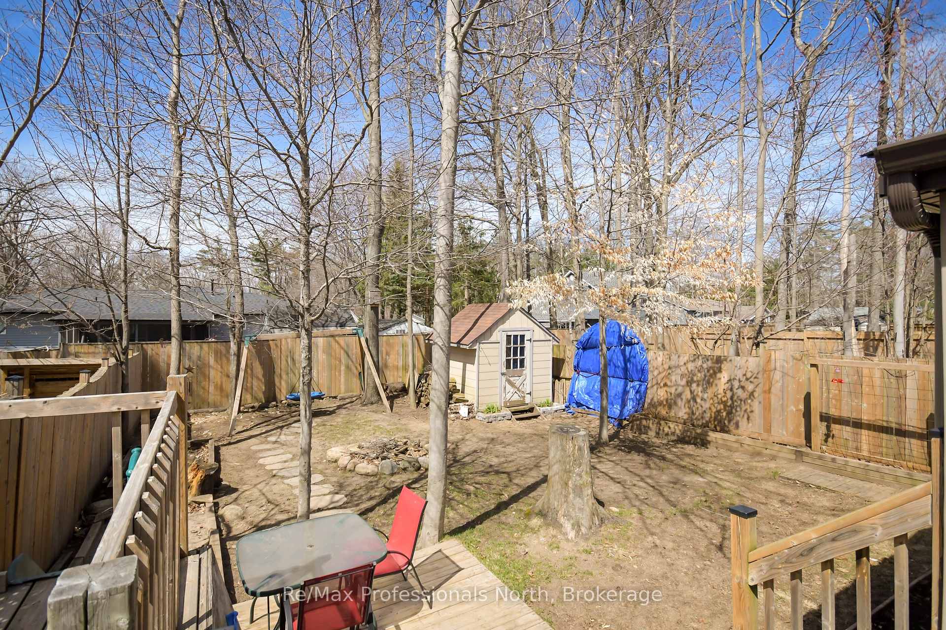 Photo 30 of 230 Pine Street, Gravenhurst, Muskoka (S) — HOMEH