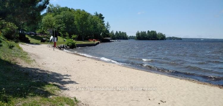 Photo 35 of 230 Pine Street, Gravenhurst, Muskoka (S) — HOMEH