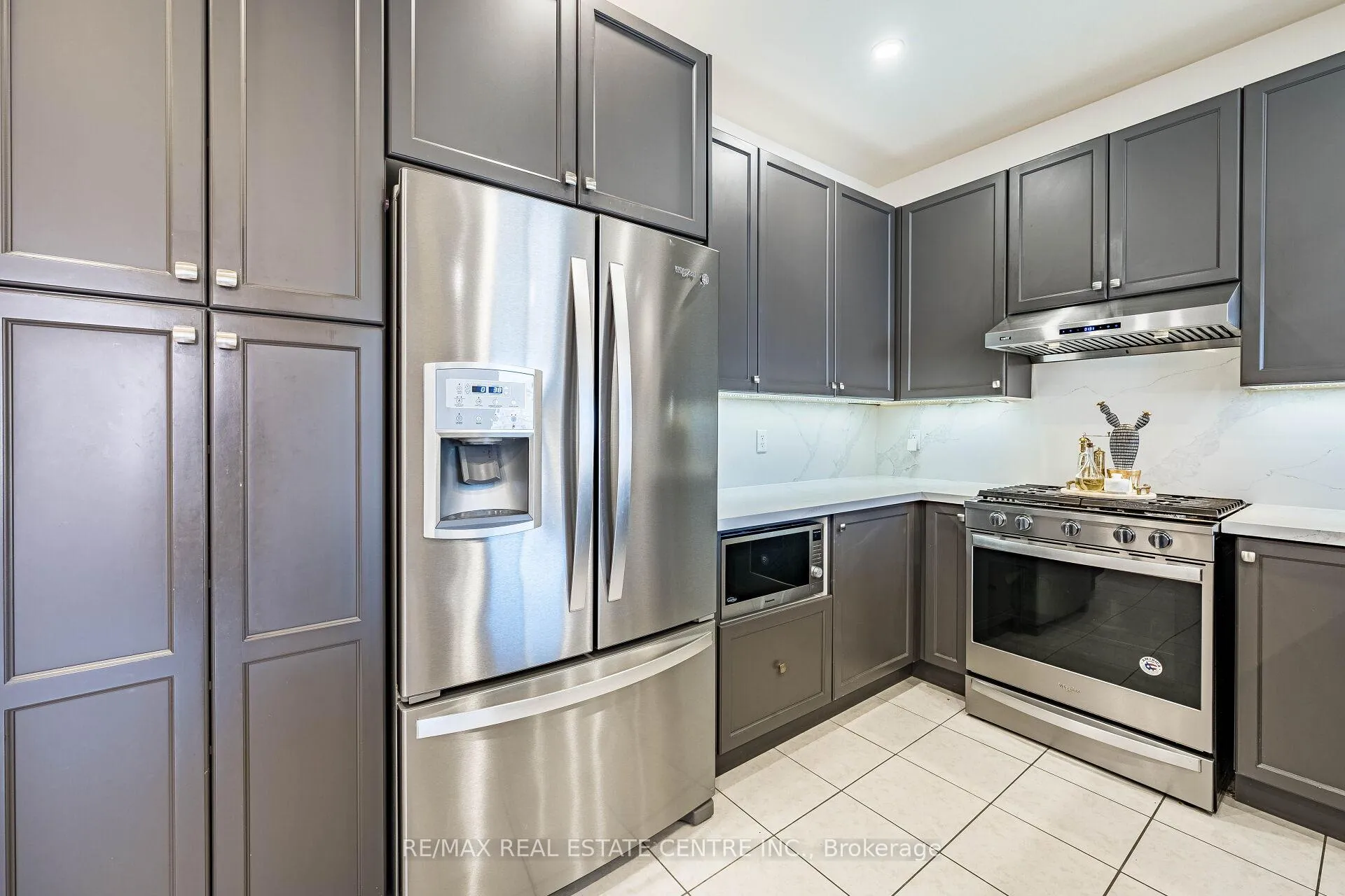 Photo 19 of 1067 Urell Way, Milton, Harrison — HOMEH