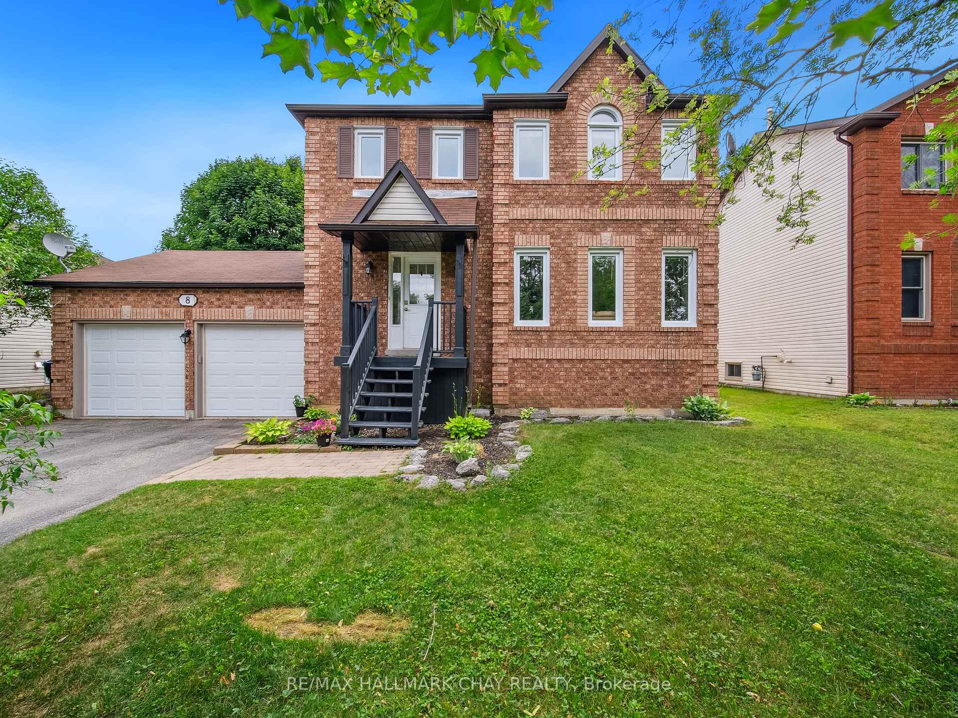 Front of 8 Darren Drive