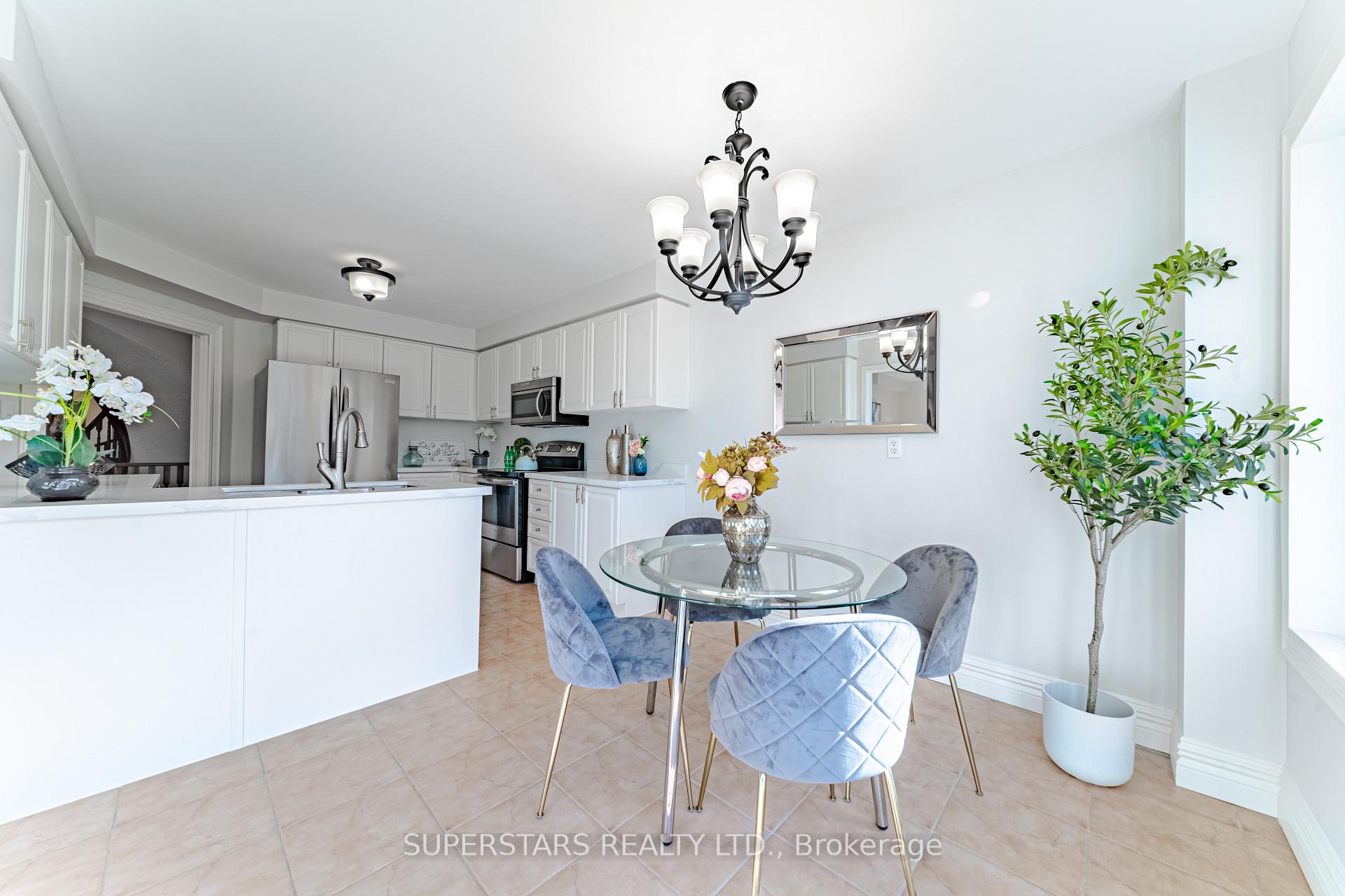 Photo 12 of 51 Kerrison Drive W, Ajax, Central — HOMEH