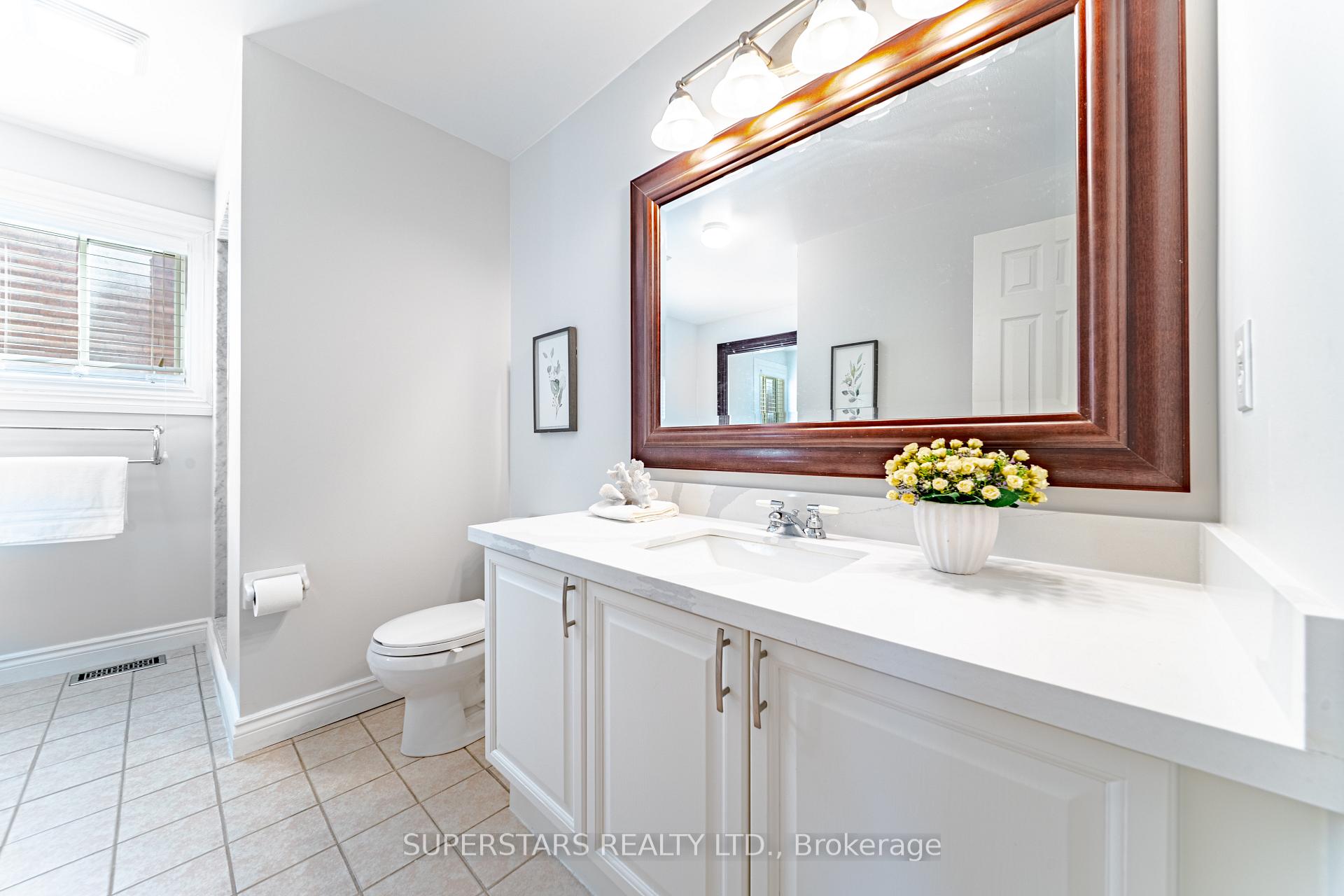 Photo 32 of 51 Kerrison Drive W, Ajax, Central — HOMEH