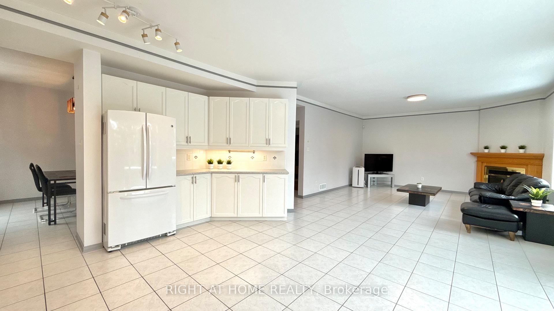 Photo 15 of 2820 Hank Rivers Drive, Ottawa, Upper Hunt Club — HOMEH