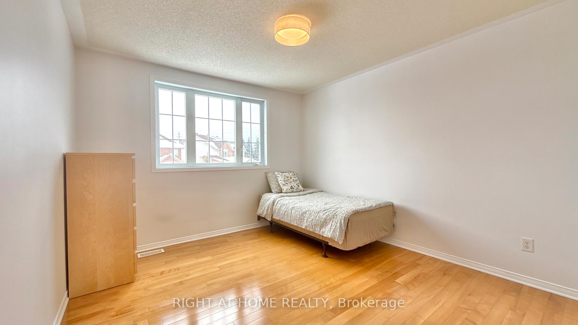 Photo 18 of 2820 Hank Rivers Drive, Ottawa, Upper Hunt Club — HOMEH
