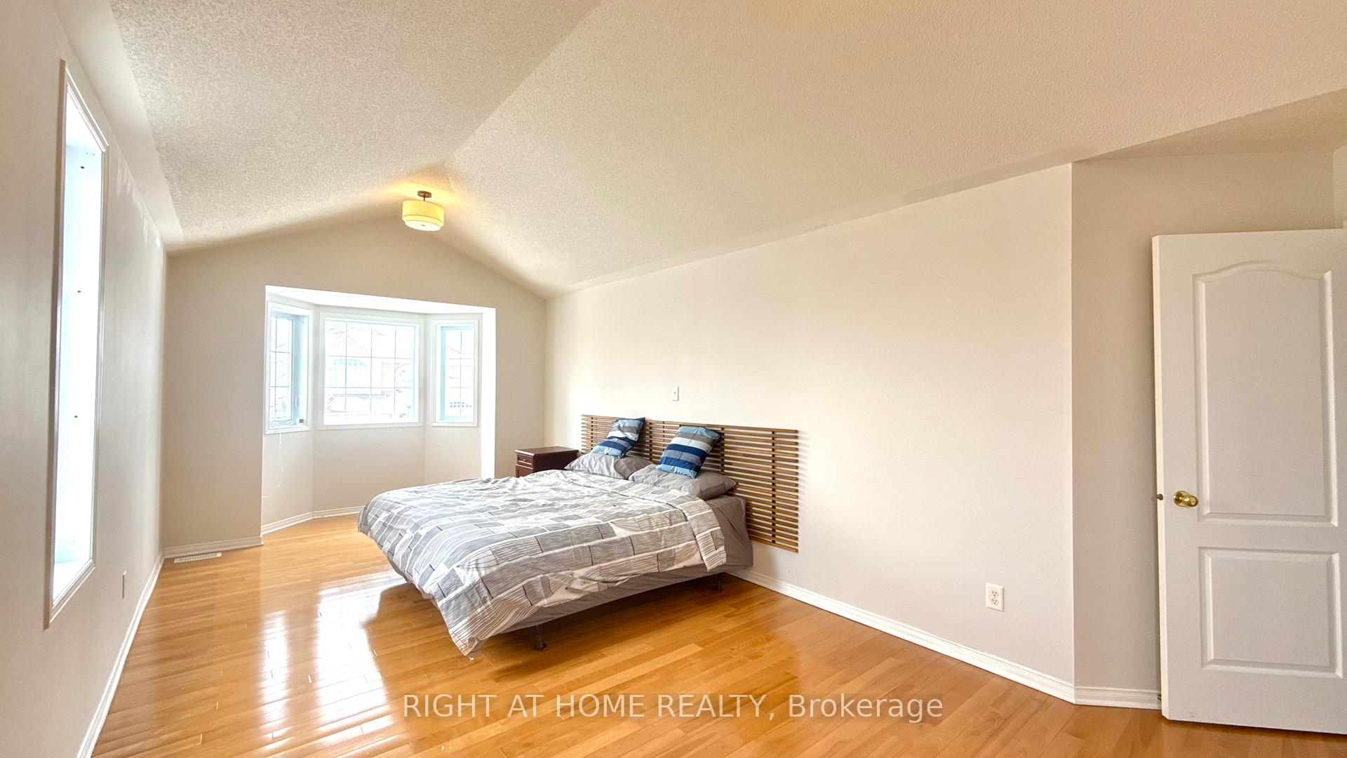 Photo 25 of 2820 Hank Rivers Drive, Ottawa, Upper Hunt Club — HOMEH