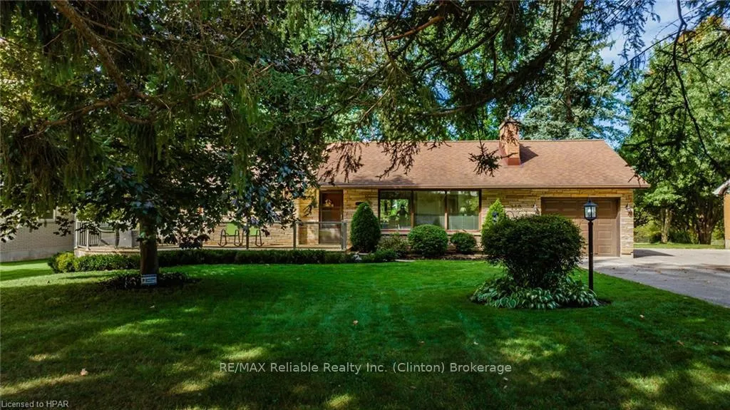 Photo 2 of 140 Raglan Street, Central Huron, Clinton — HOMEH