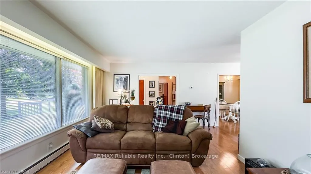 Photo 7 of 140 Raglan Street, Central Huron, Clinton — HOMEH