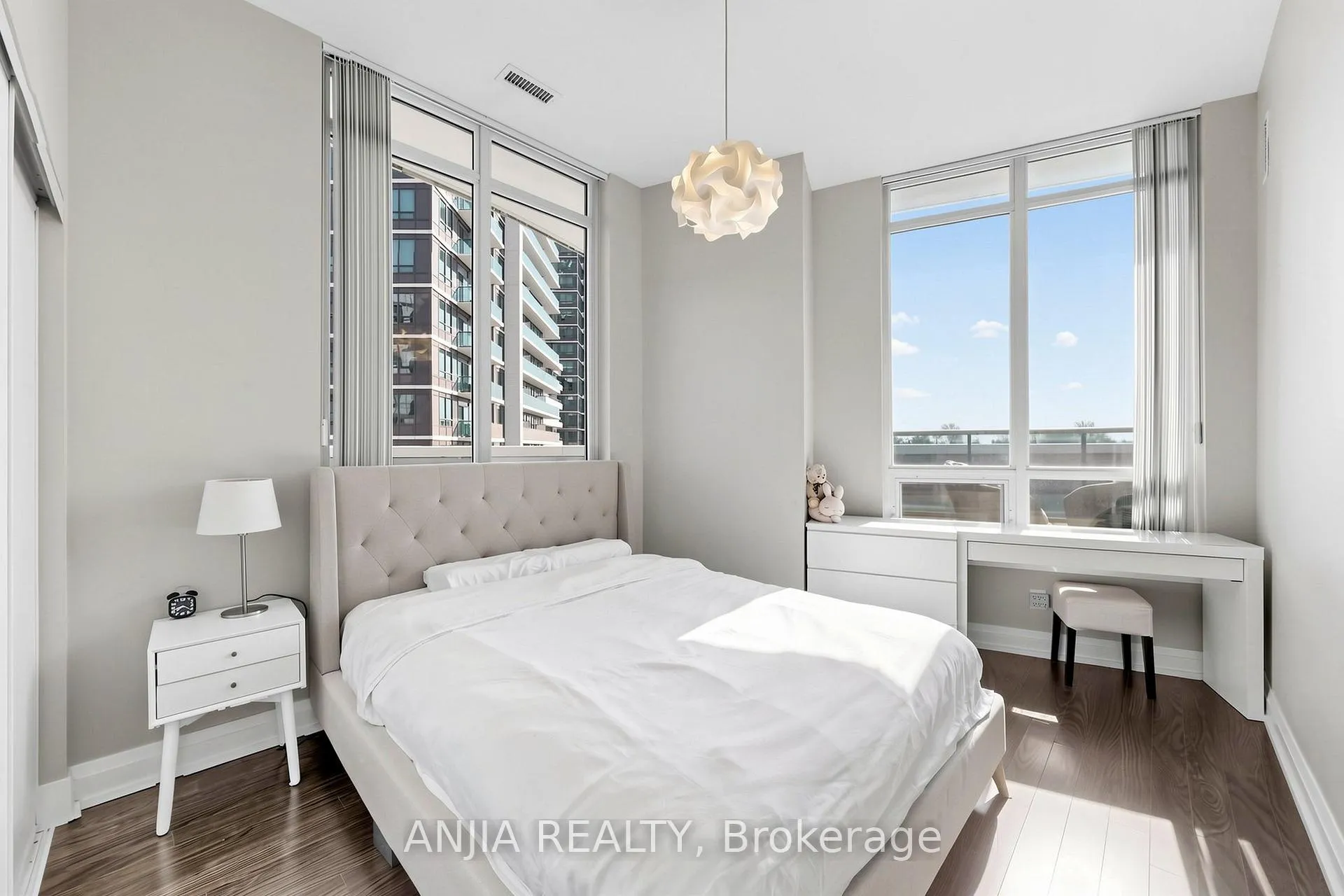 Photo 17 of Unit 331, 7161 Yonge Street, Markham, Thornhill — HOMEH