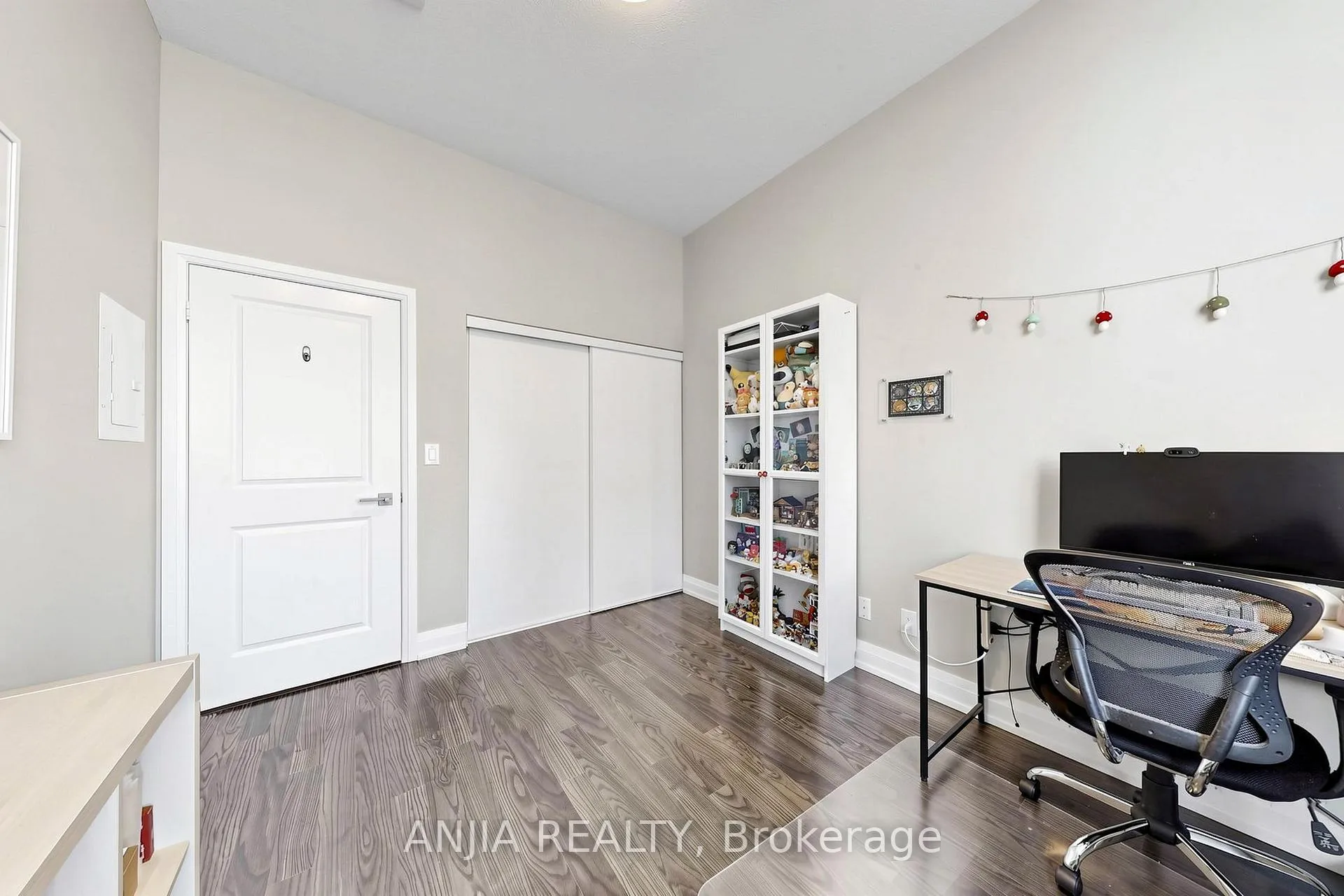 Photo 25 of Unit 331, 7161 Yonge Street, Markham, Thornhill — HOMEH