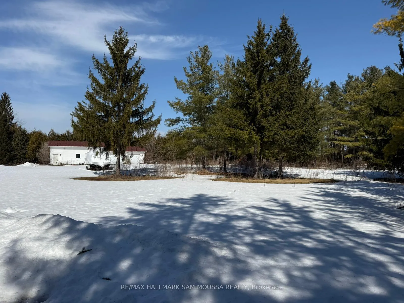 Photo 4 of 970 Cameron Street, Ottawa, Cumberland Village — HOMEH