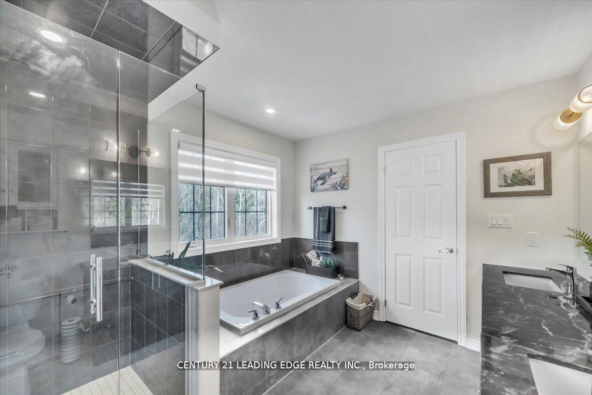 Photo 28 of 47 Crombie Street, Clarington, Bowmanville — HOMEH