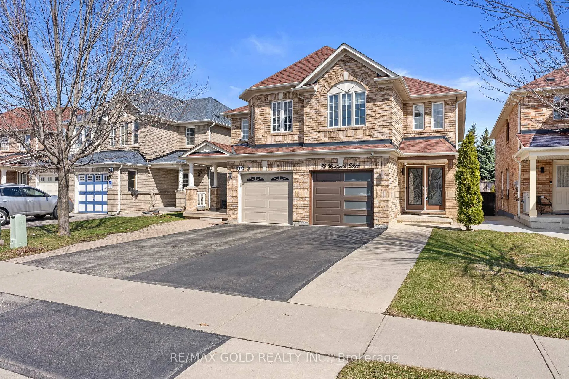 Photo 2 of 95 Herdwick Street, Brampton, Gore Industrial North — HOMEH
