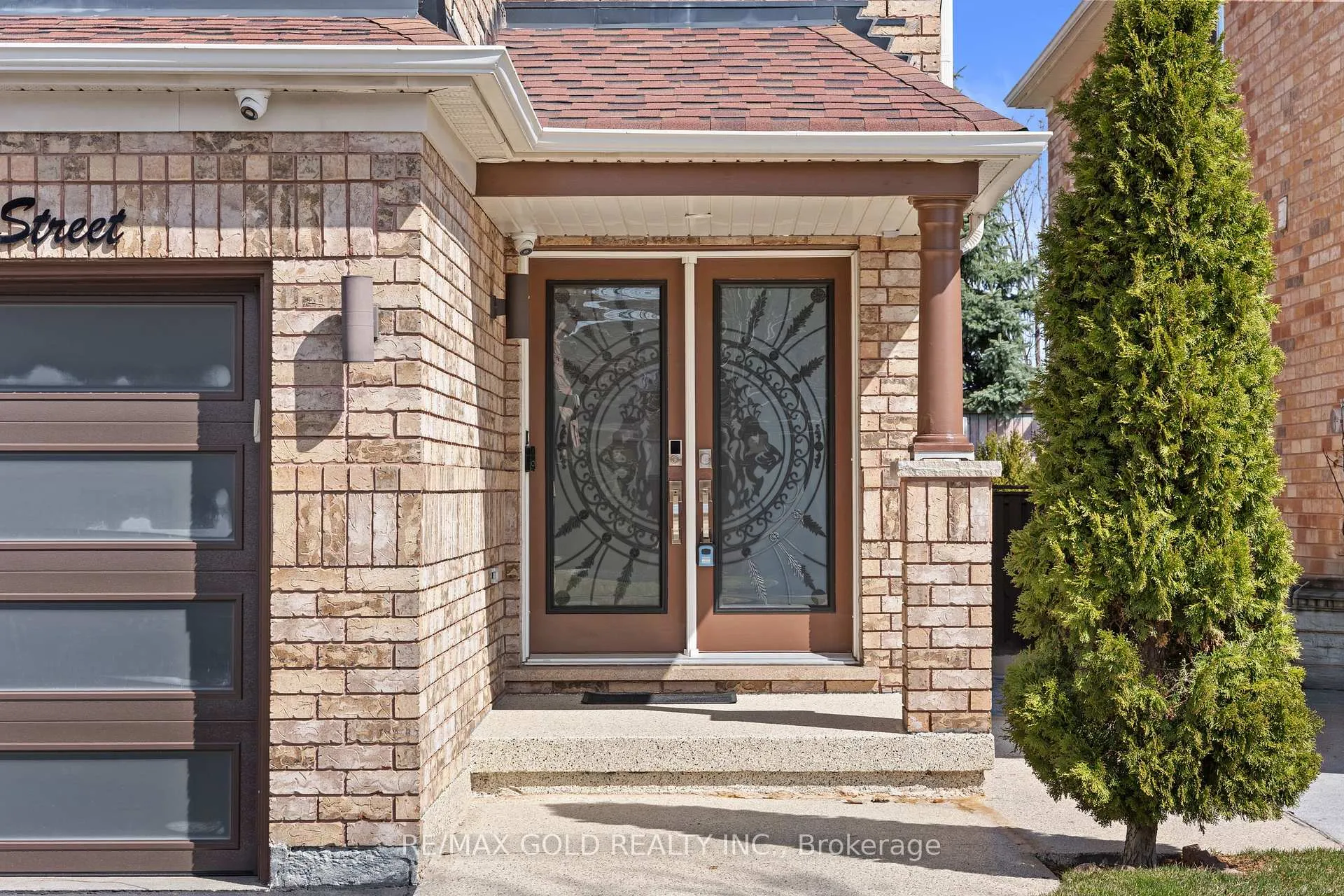 Photo 5 of 95 Herdwick Street, Brampton, Gore Industrial North — HOMEH