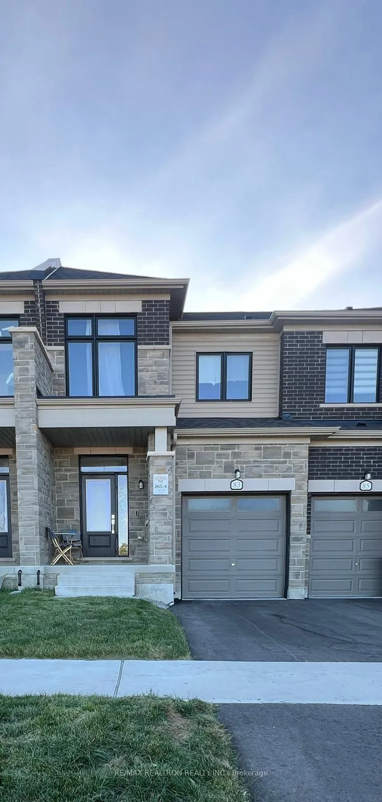 Photo 1 of 83 Milady Crescent, Barrie, Rural Barrie Southeast — HOMEH