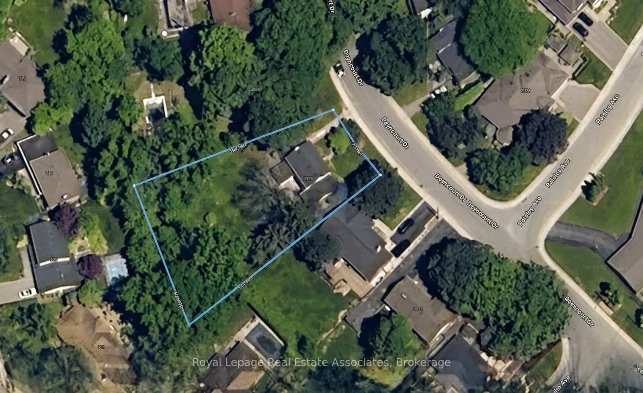 Photo 4 of 2079 Deyncourt Drive, Burlington, Brant — HOMEH