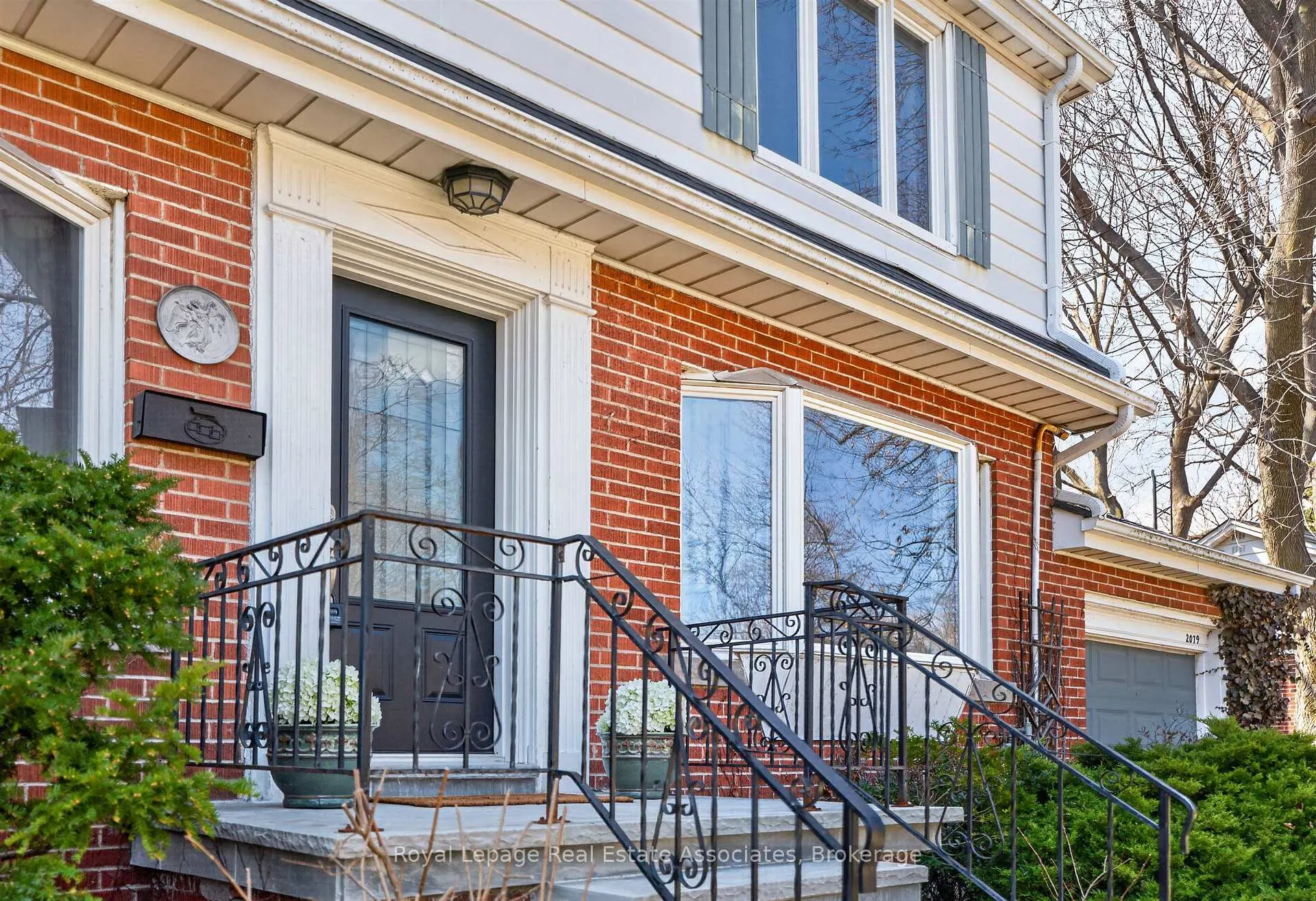 Photo 5 of 2079 Deyncourt Drive, Burlington, Brant — HOMEH