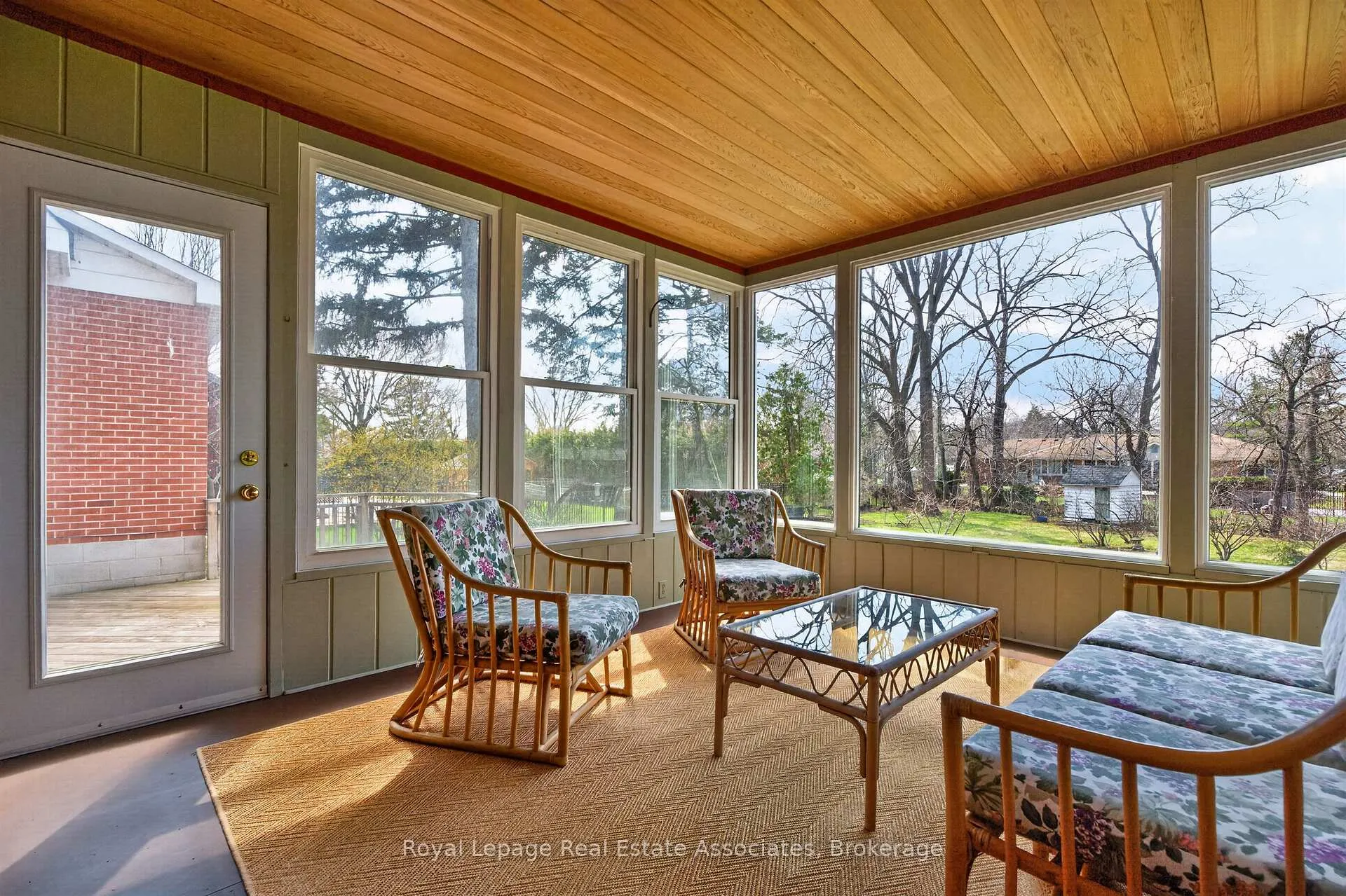 Photo 16 of 2079 Deyncourt Drive, Burlington, Brant — HOMEH