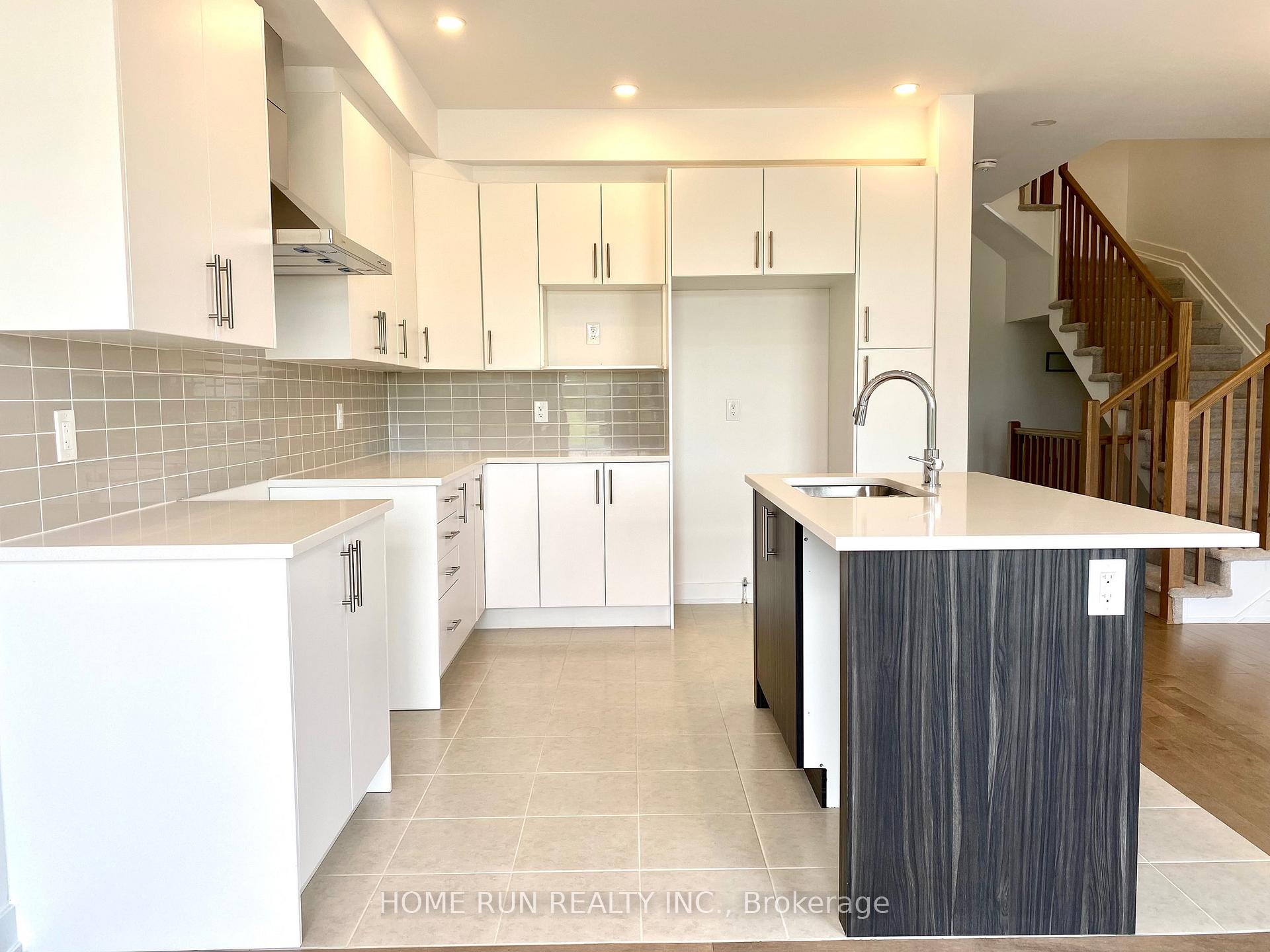 Photo 4 of 202 Darjeeling Avenue, Ottawa, Barrhaven - Heritage Park — HOMEH