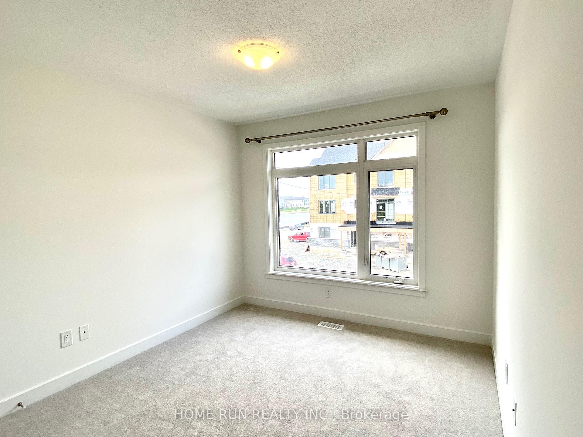 Photo 7 of 202 Darjeeling Avenue, Ottawa, Barrhaven - Heritage Park — HOMEH