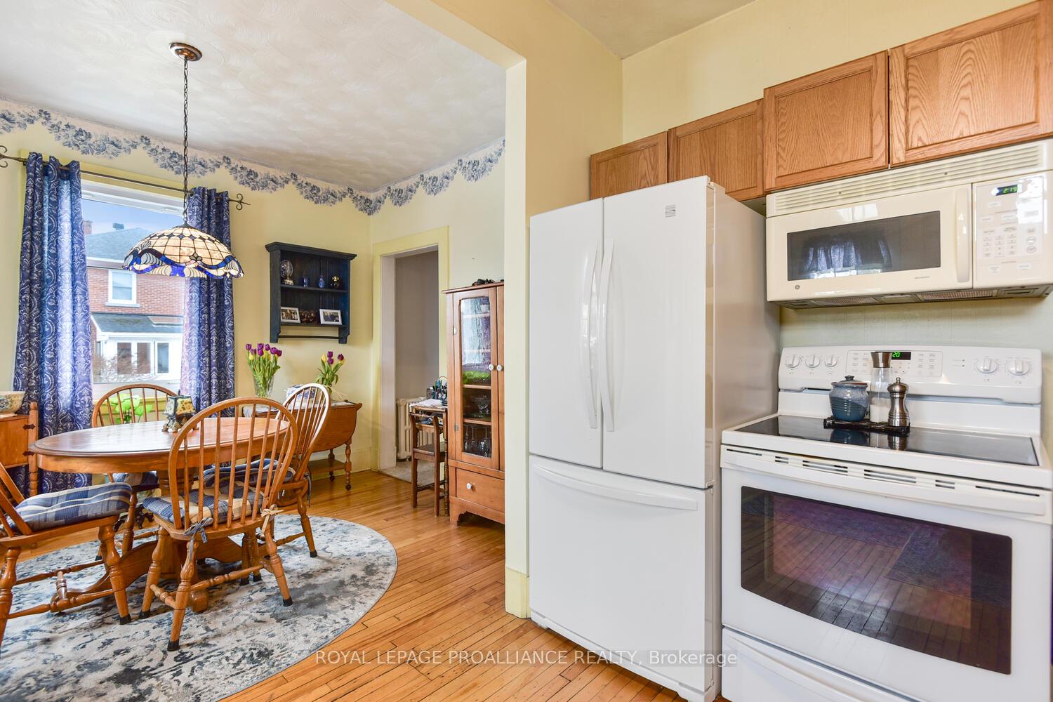 Photo 9 of 741 Benson Street E, Edwardsburgh/Cardinal, Town of Cardinal — HOMEH
