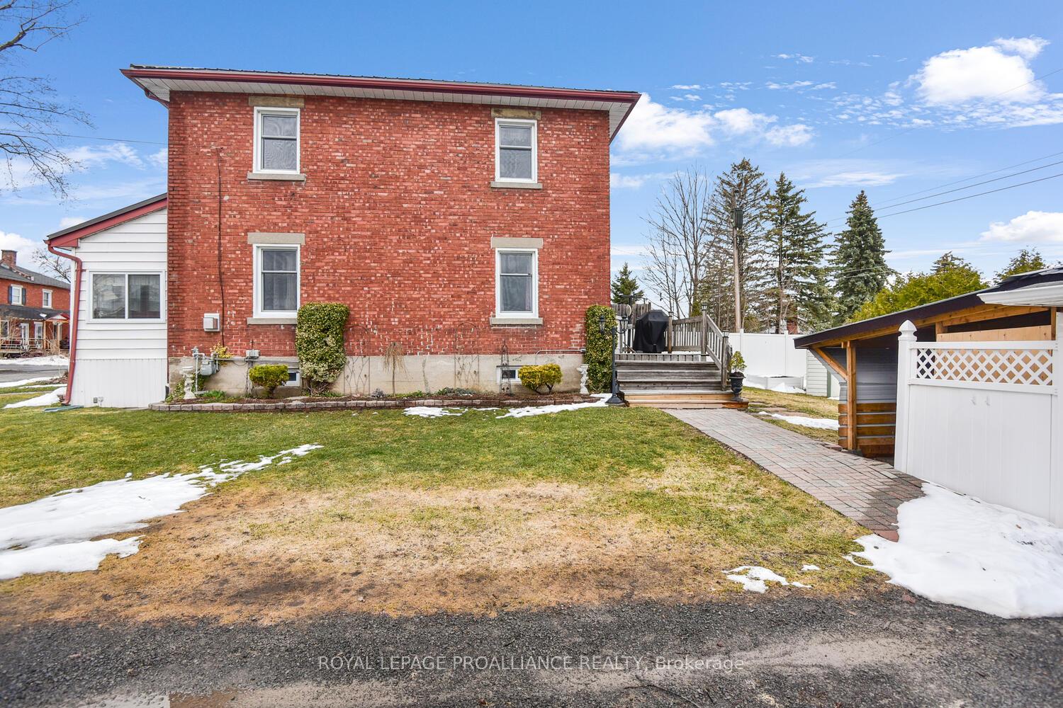 Photo 17 of 741 Benson Street E, Edwardsburgh/Cardinal, Town of Cardinal — HOMEH