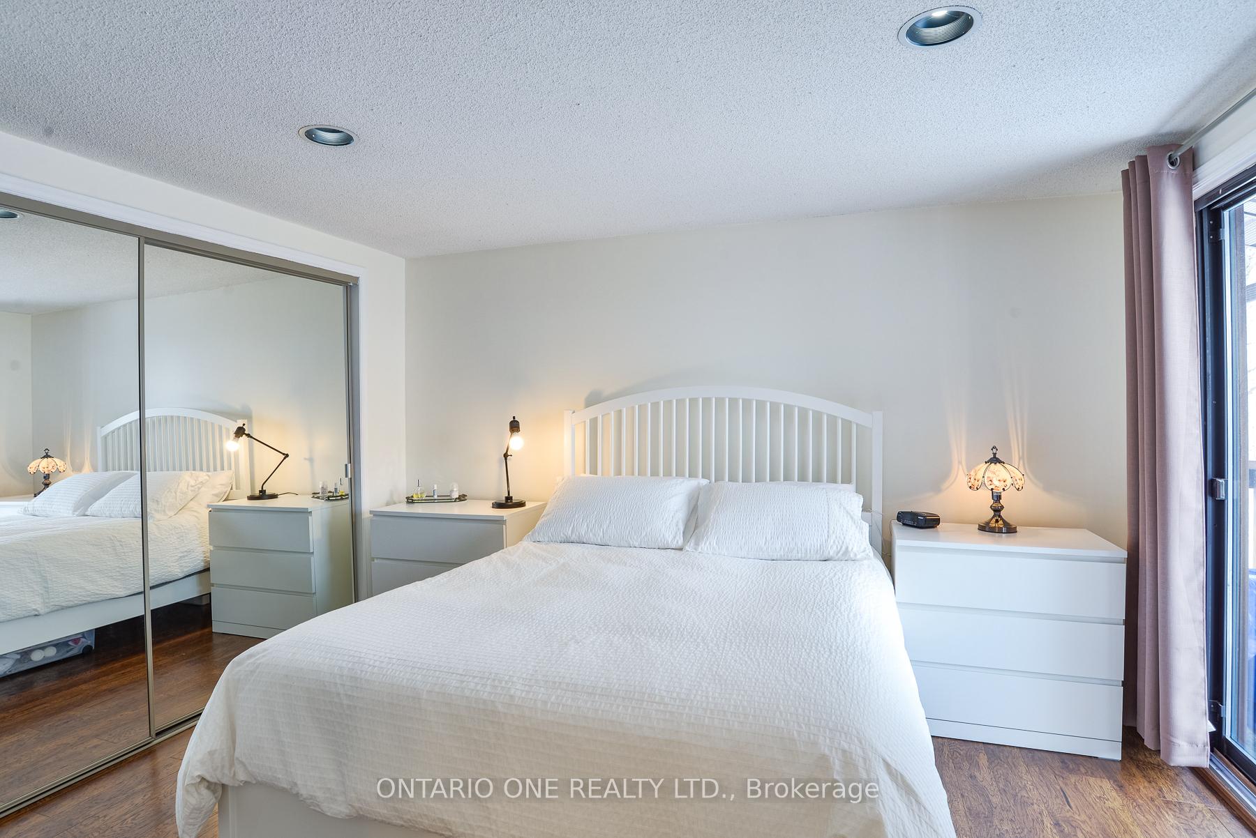 Photo 16 of 811 Bay Street, Gravenhurst, Muskoka (S) — HOMEH