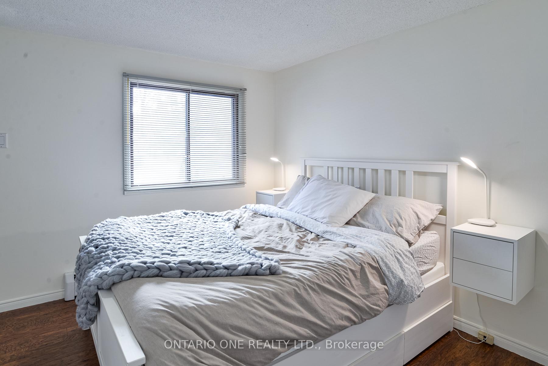 Photo 19 of 811 Bay Street, Gravenhurst, Muskoka (S) — HOMEH