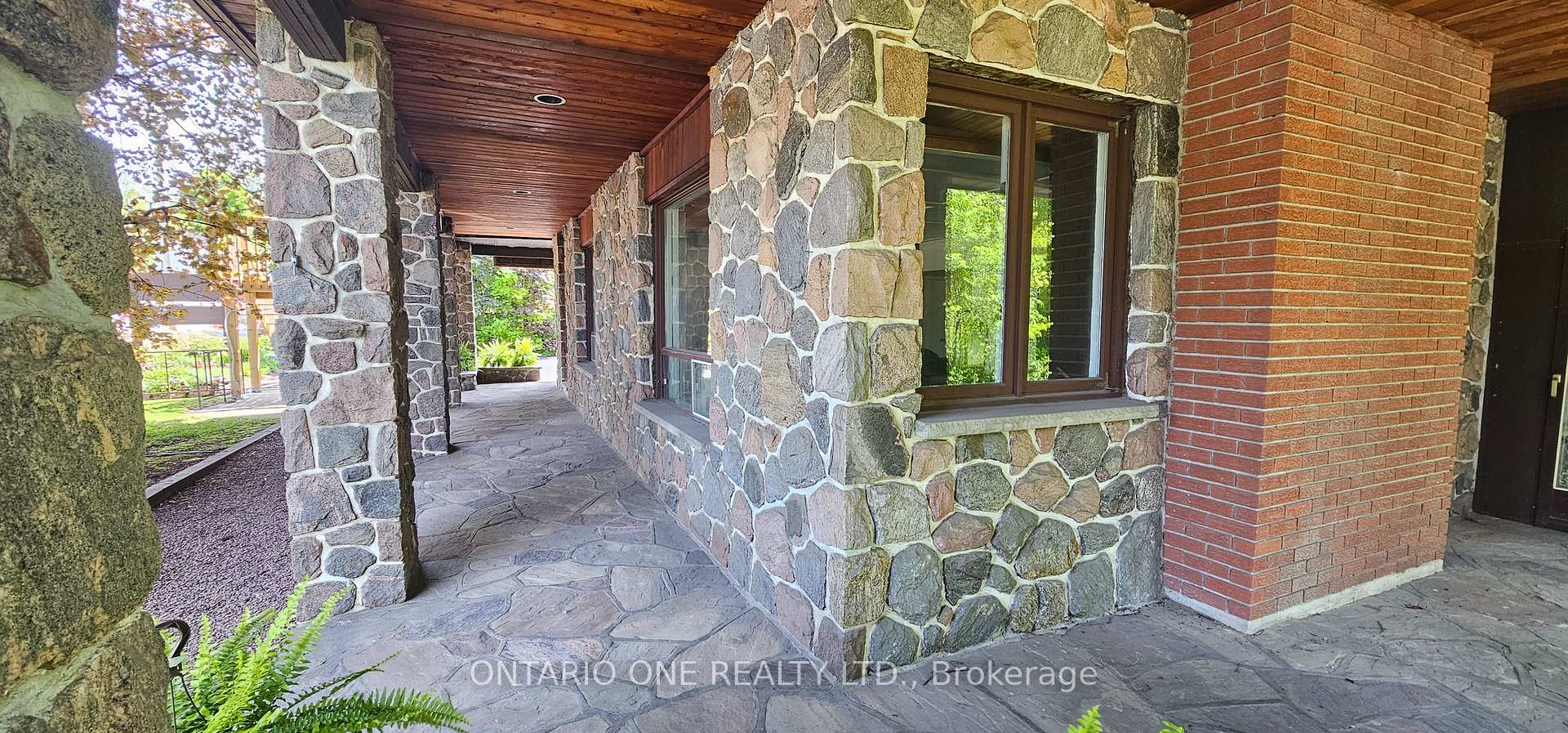 Photo 27 of 811 Bay Street, Gravenhurst, Muskoka (S) — HOMEH