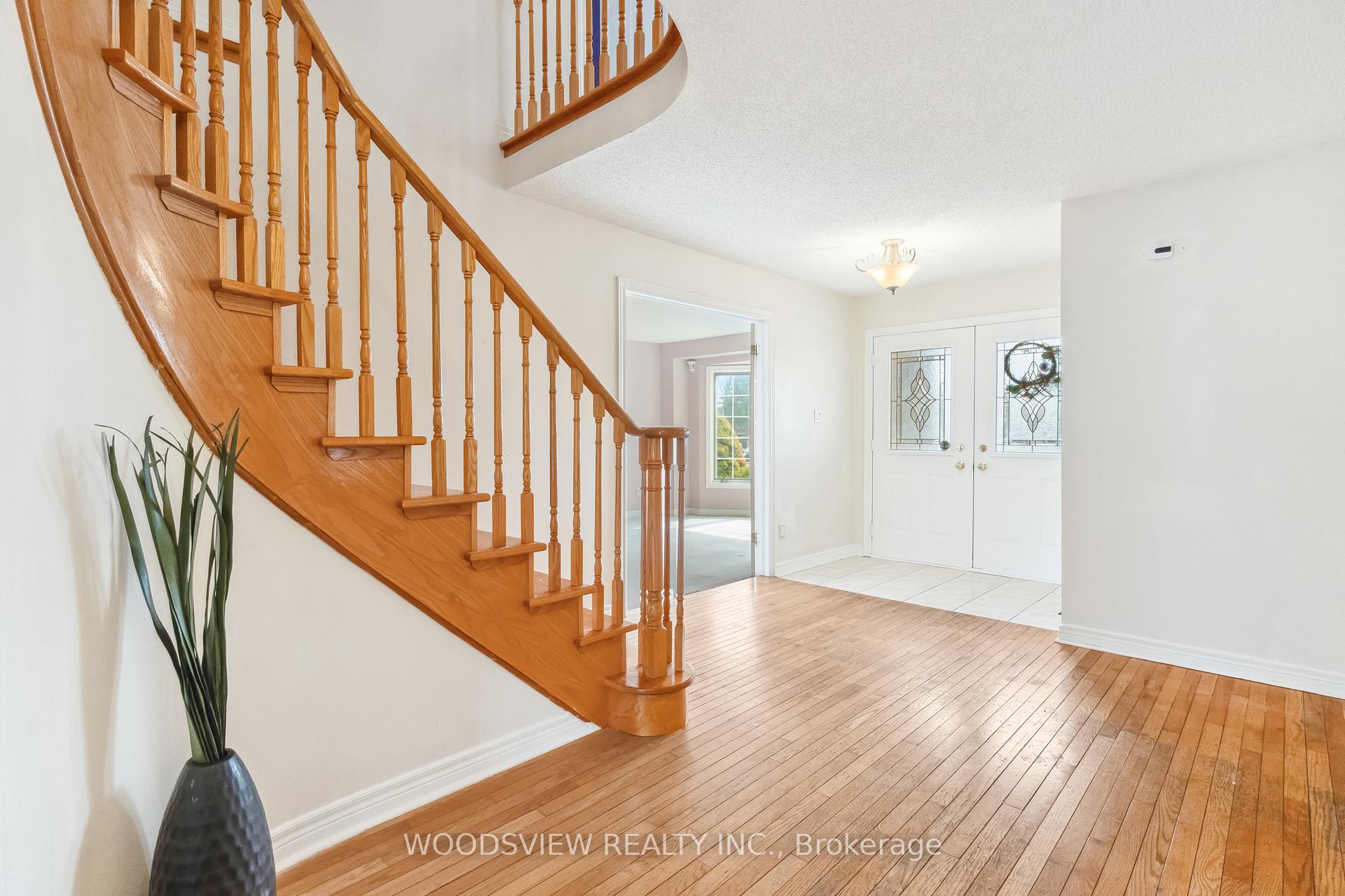 Photo 6 of 5 Kane Court, Ajax, Central West — HOMEH