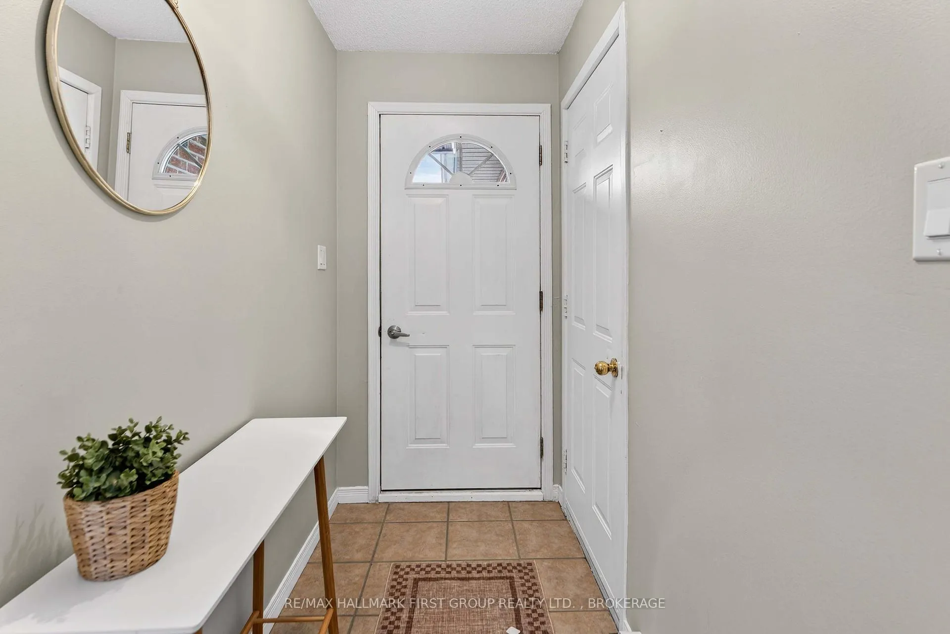 Photo 4 of 804 Grouse Crescent, Kingston, North of Taylor-Kidd Blvd — HOMEH