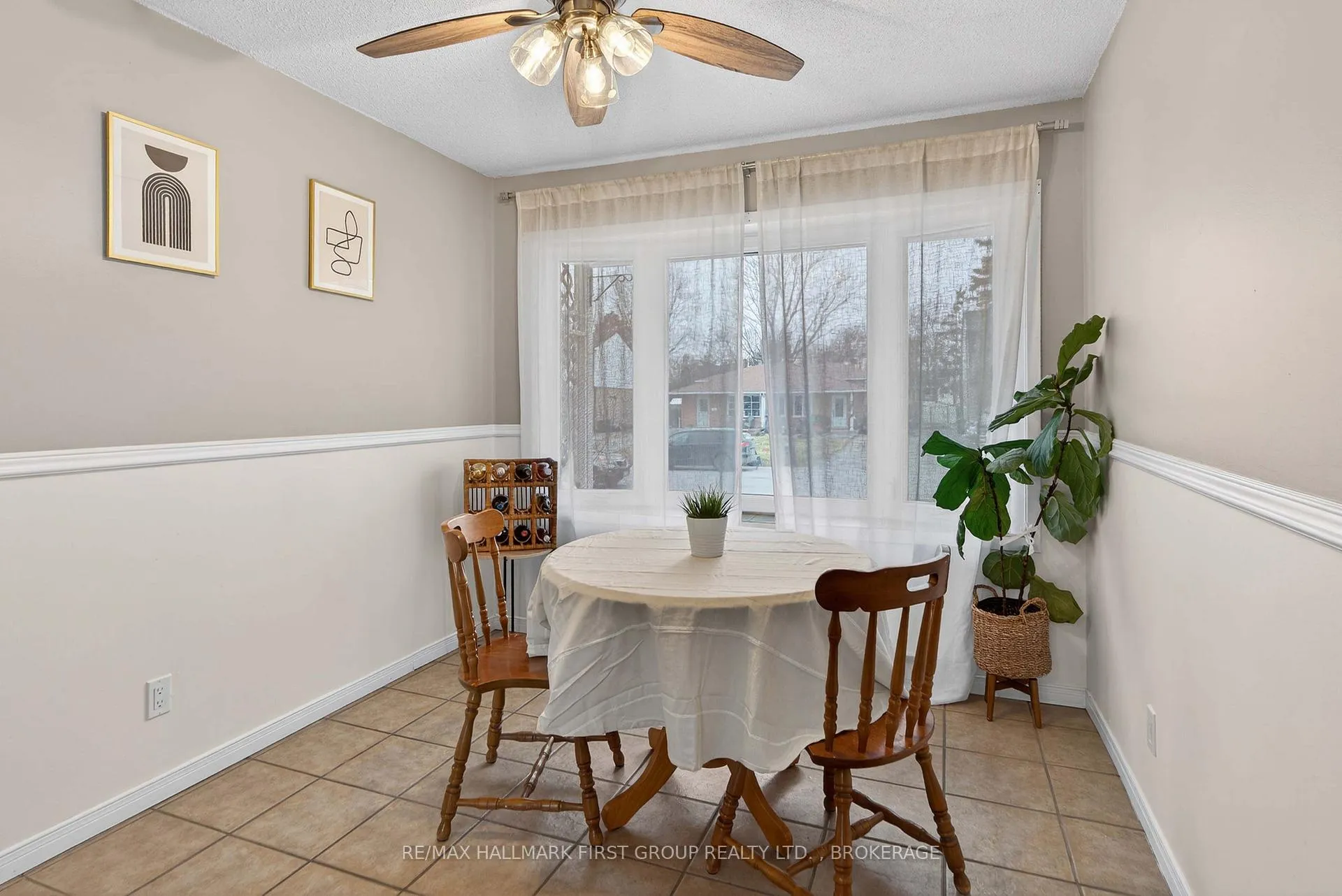 Photo 6 of 804 Grouse Crescent, Kingston, North of Taylor-Kidd Blvd — HOMEH