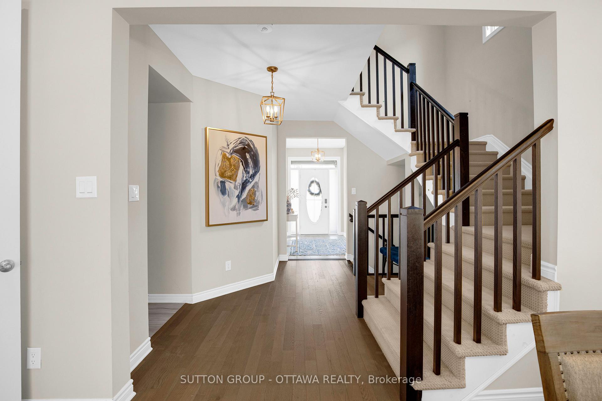 Photo 5 of 490 Alcor Terrace, Ottawa, Barrhaven - Half Moon Bay — HOMEH