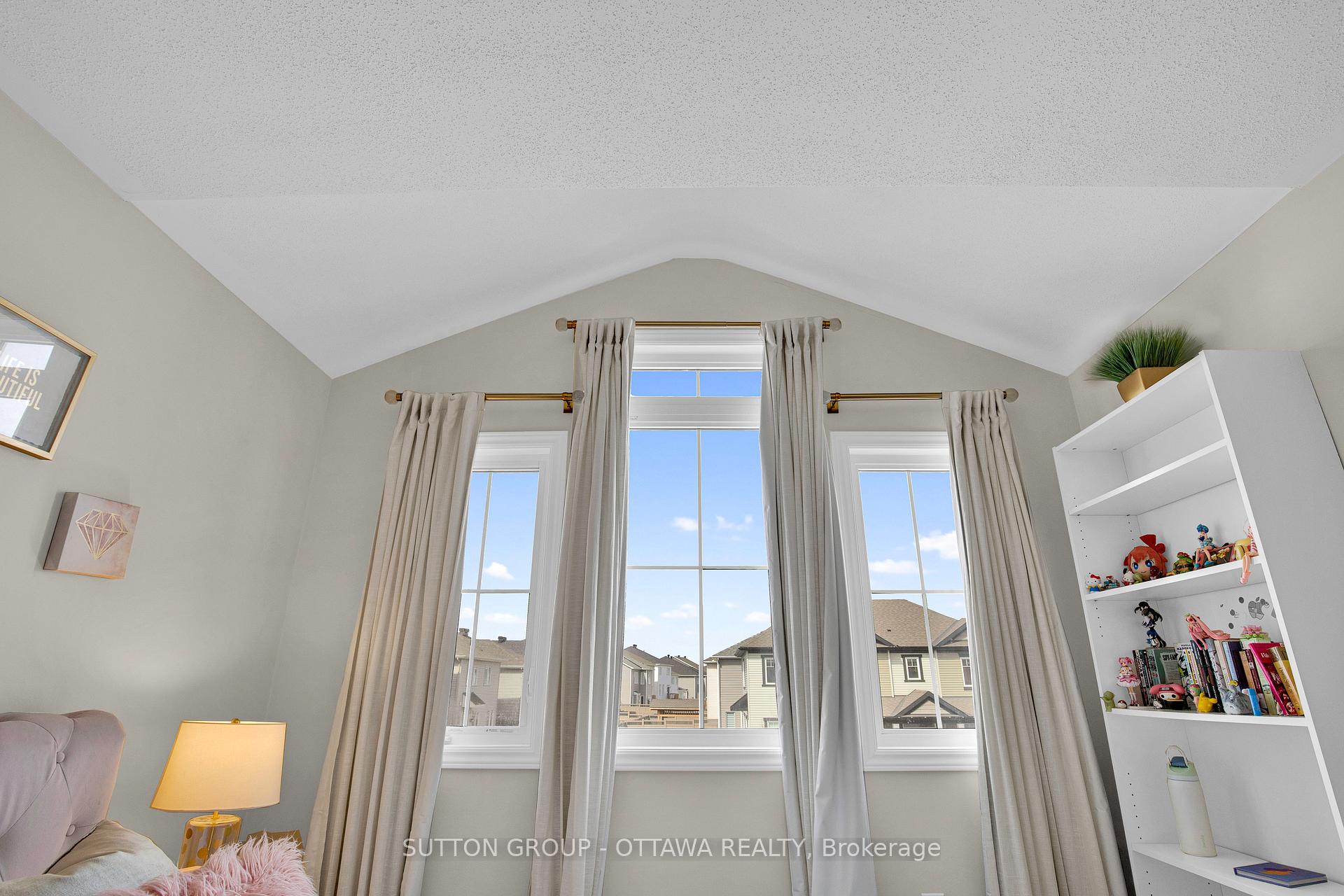 Photo 40 of 490 Alcor Terrace, Ottawa, Barrhaven - Half Moon Bay — HOMEH