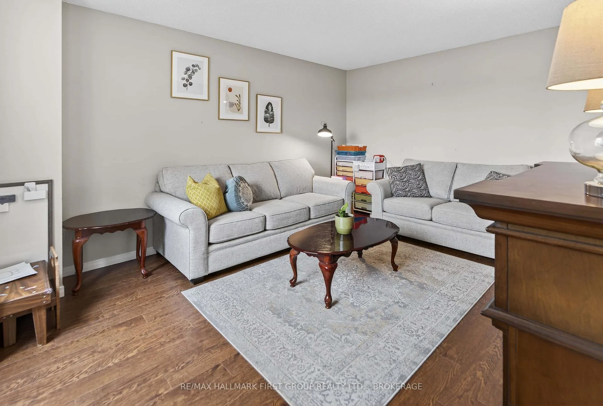 Photo 12 of 814 Cataraqui Woods Drive, Kingston, City Northwest — HOMEH