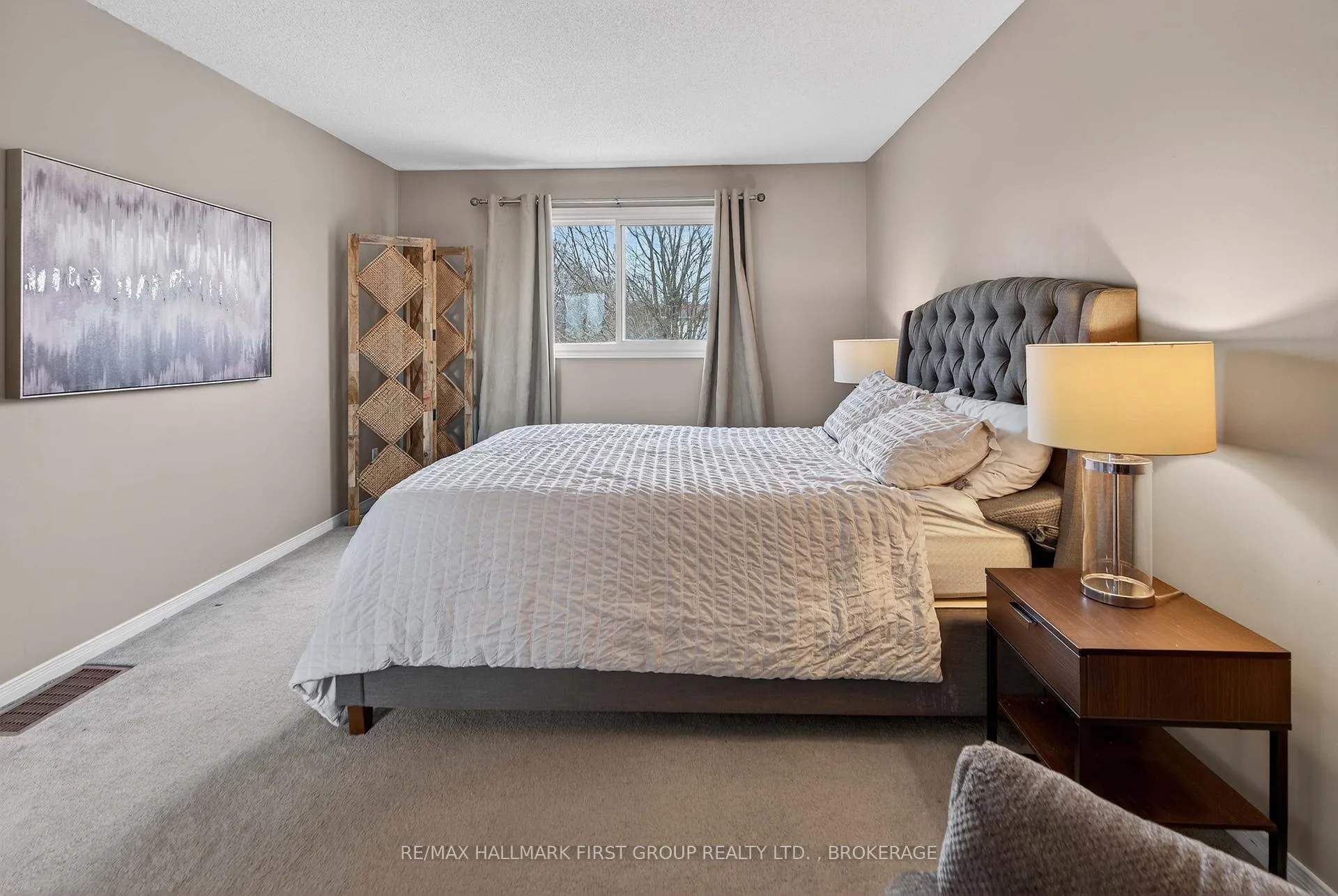 Photo 28 of 814 Cataraqui Woods Drive, Kingston, City Northwest — HOMEH