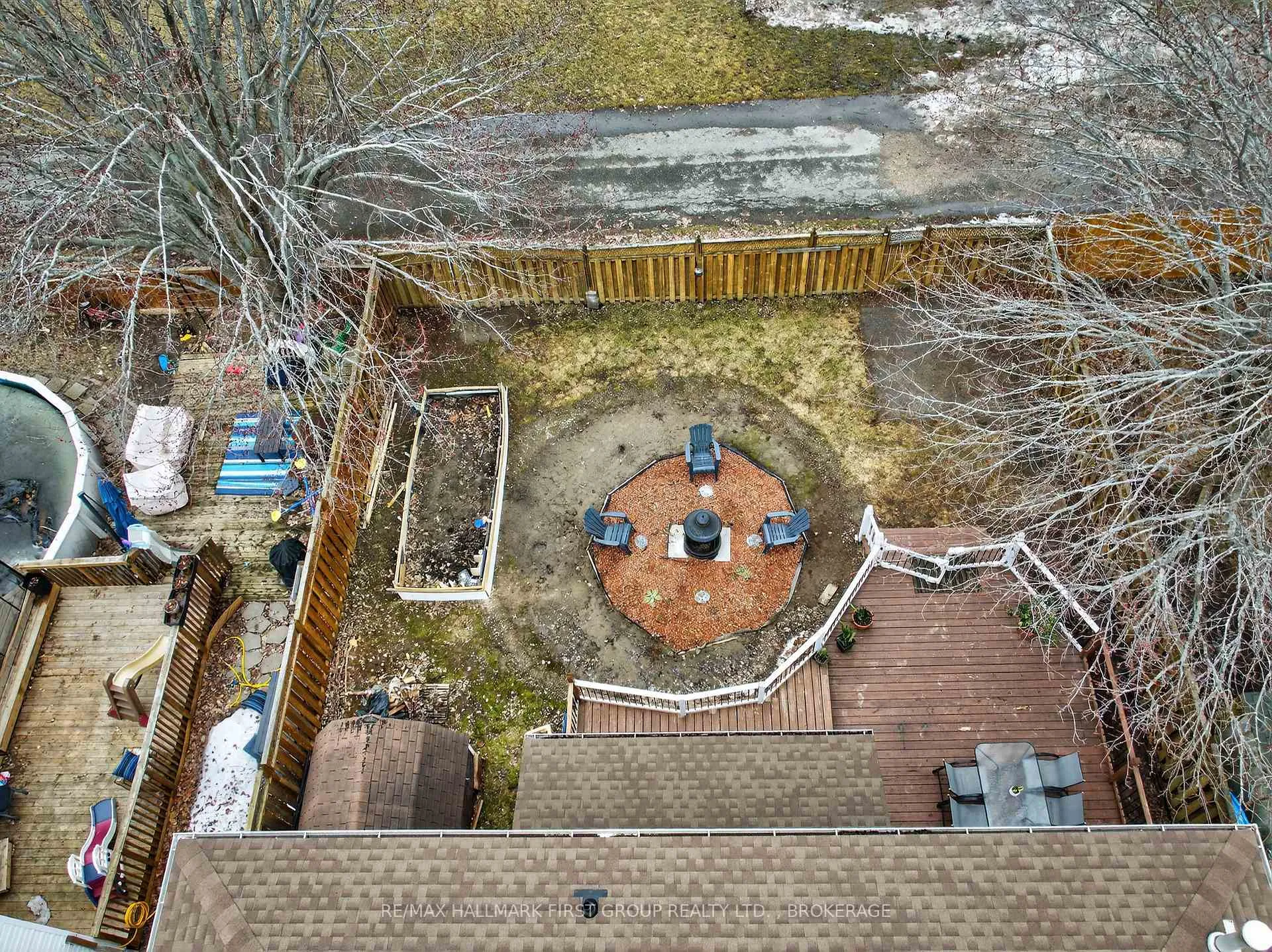 Photo 37 of 814 Cataraqui Woods Drive, Kingston, City Northwest — HOMEH