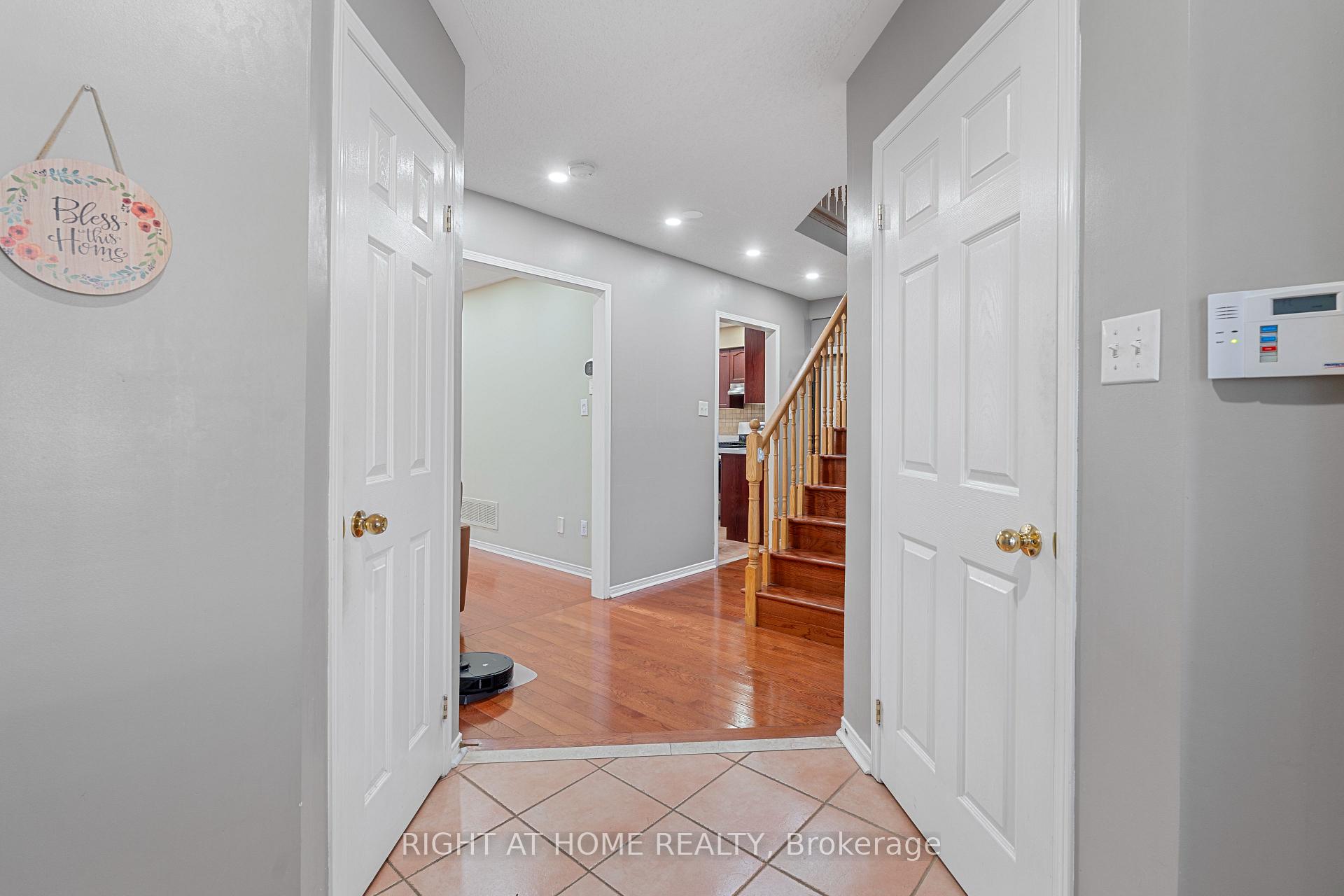 Photo 5 of 36 Brooking Street, Clarington, Bowmanville — HOMEH