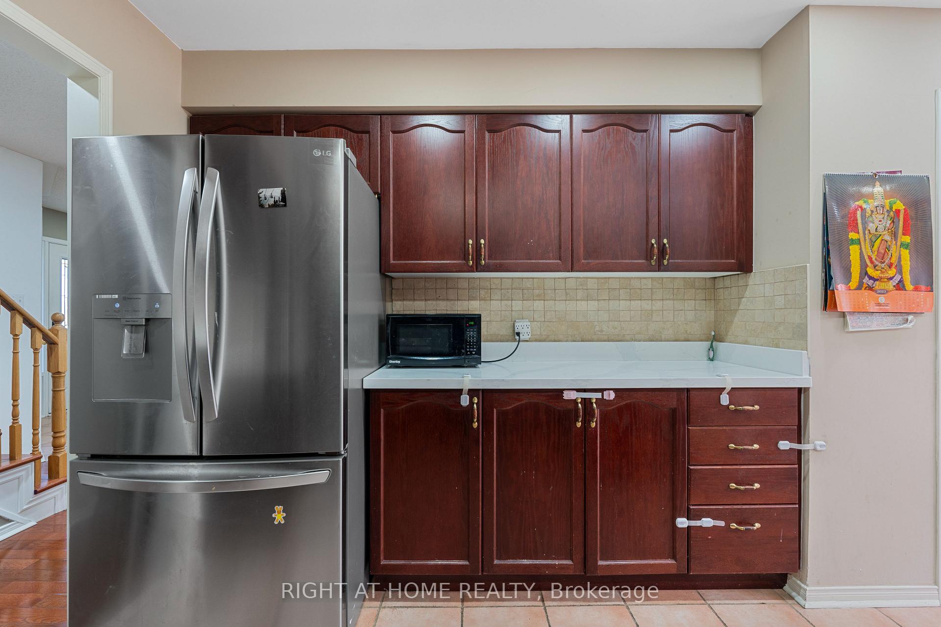 Photo 13 of 36 Brooking Street, Clarington, Bowmanville — HOMEH