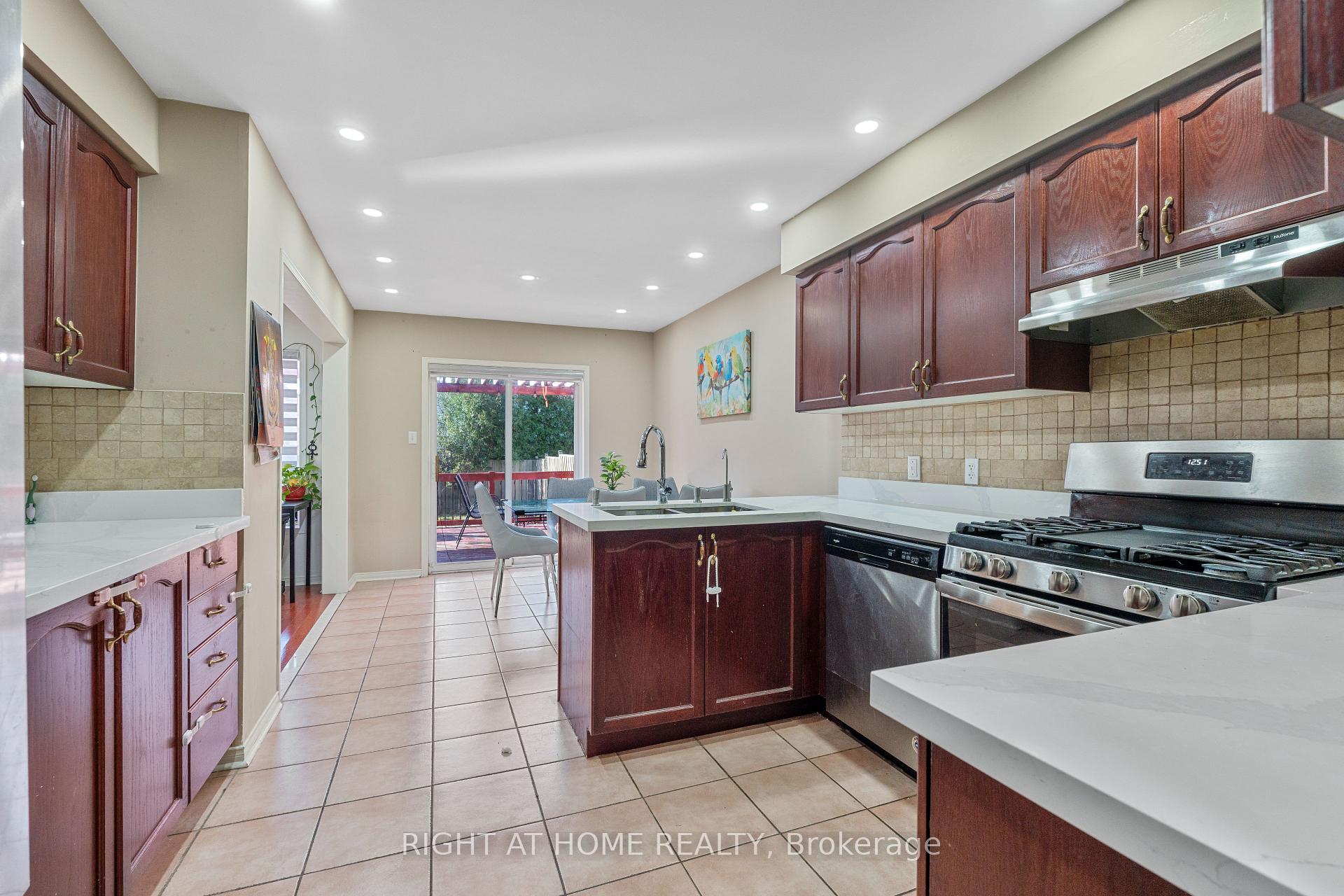 Photo 14 of 36 Brooking Street, Clarington, Bowmanville — HOMEH