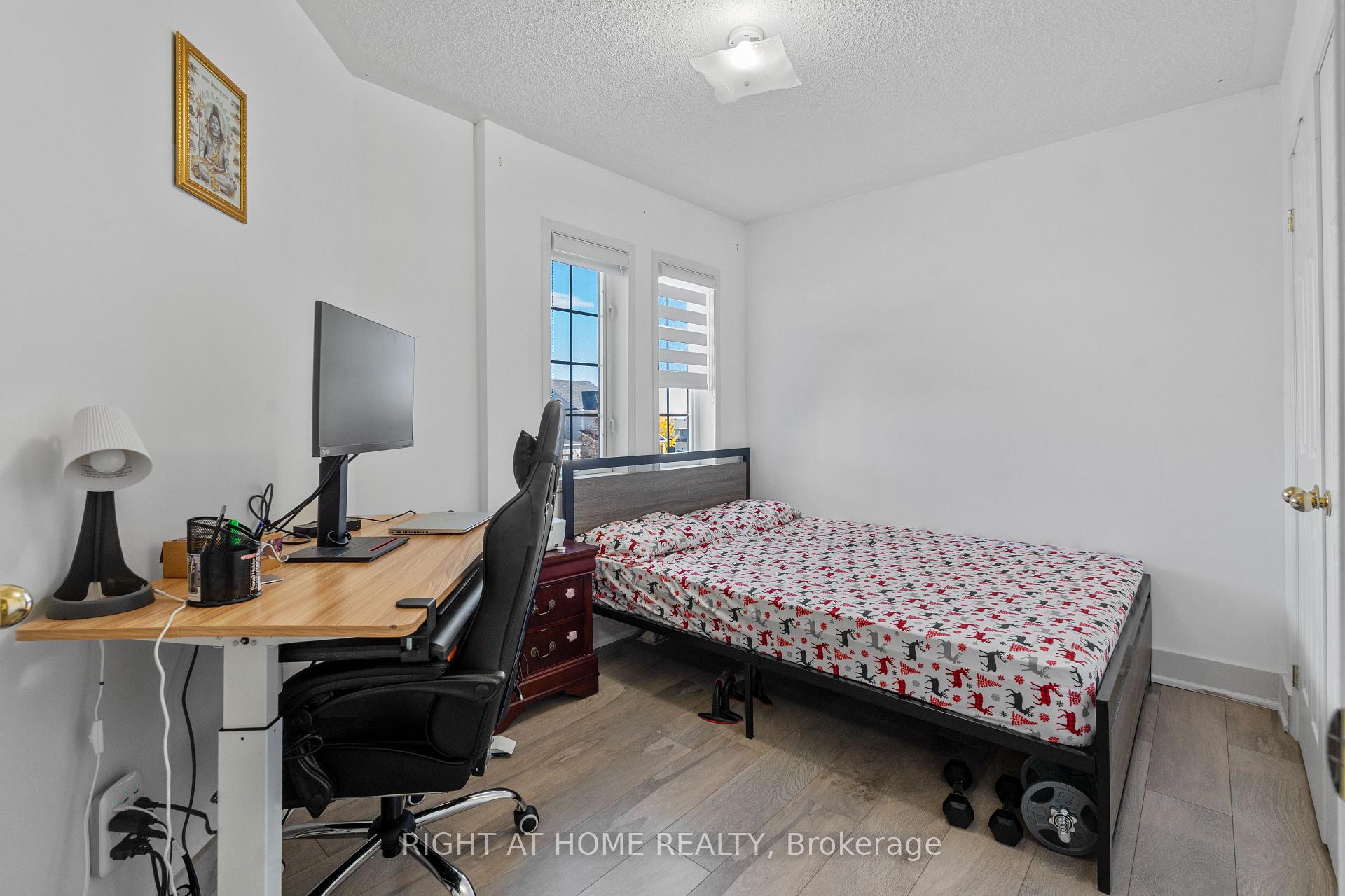 Photo 16 of 36 Brooking Street, Clarington, Bowmanville — HOMEH