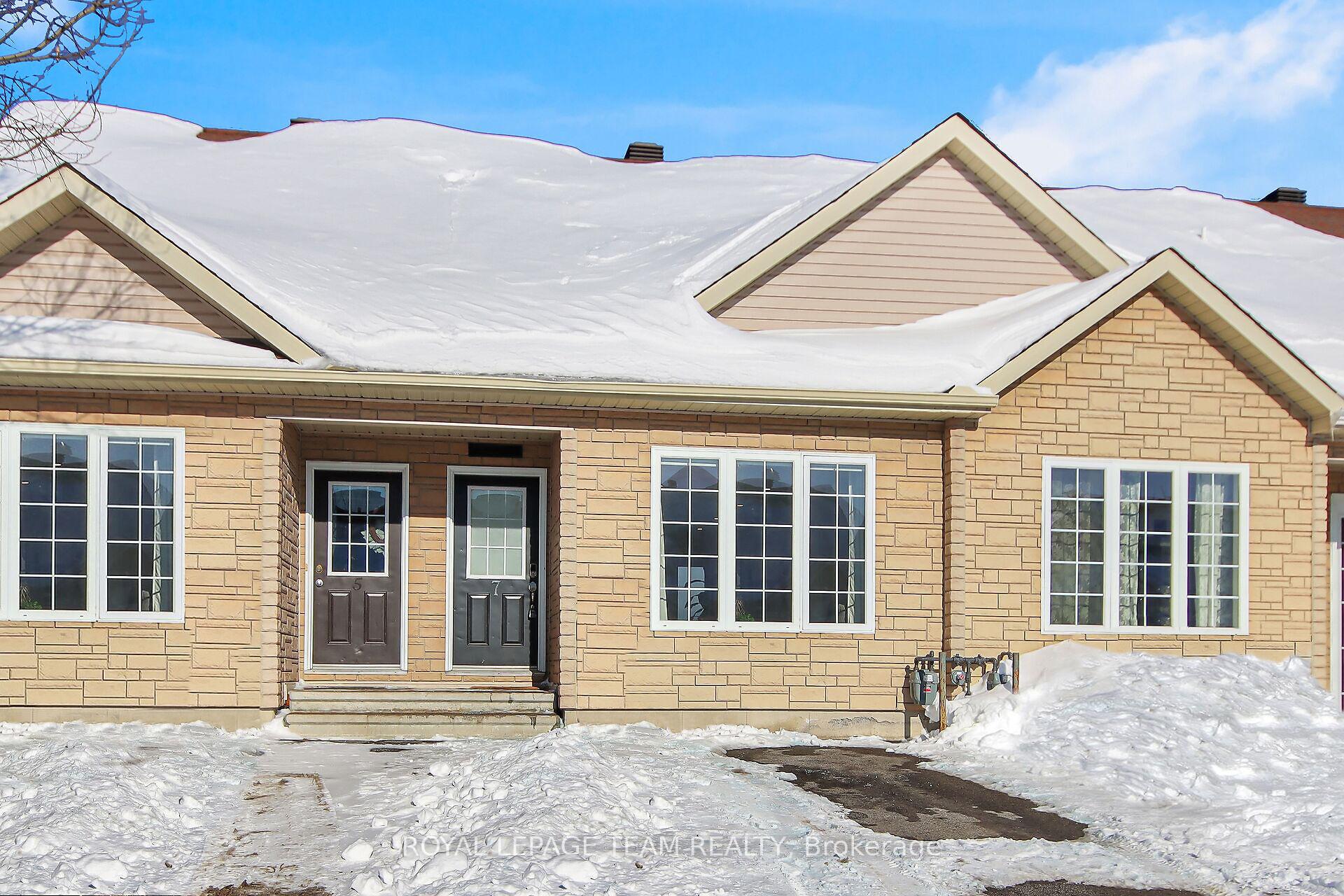 Photo 1 of 7 Spicer Street, Carleton Place — HOMEH