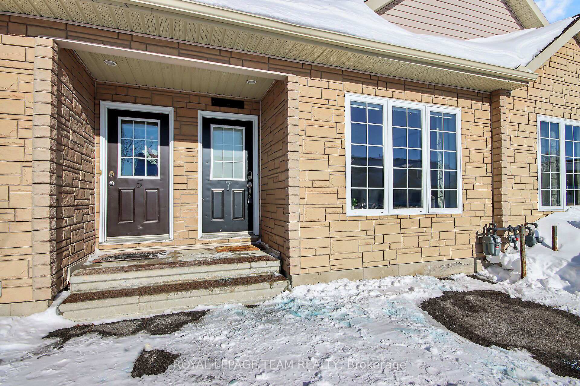 Photo 2 of 7 Spicer Street, Carleton Place — HOMEH