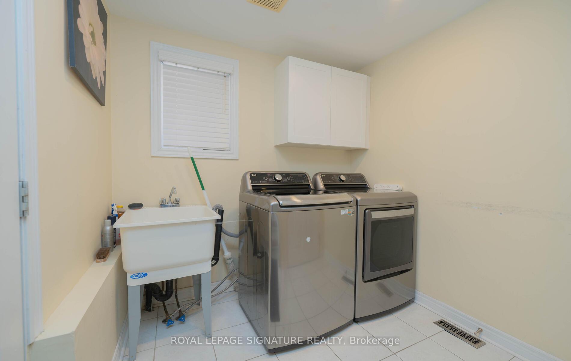 Photo 3 of Unit Bsmt, 92 Beckett Crescent E, Clarington, Courtice — HOMEH