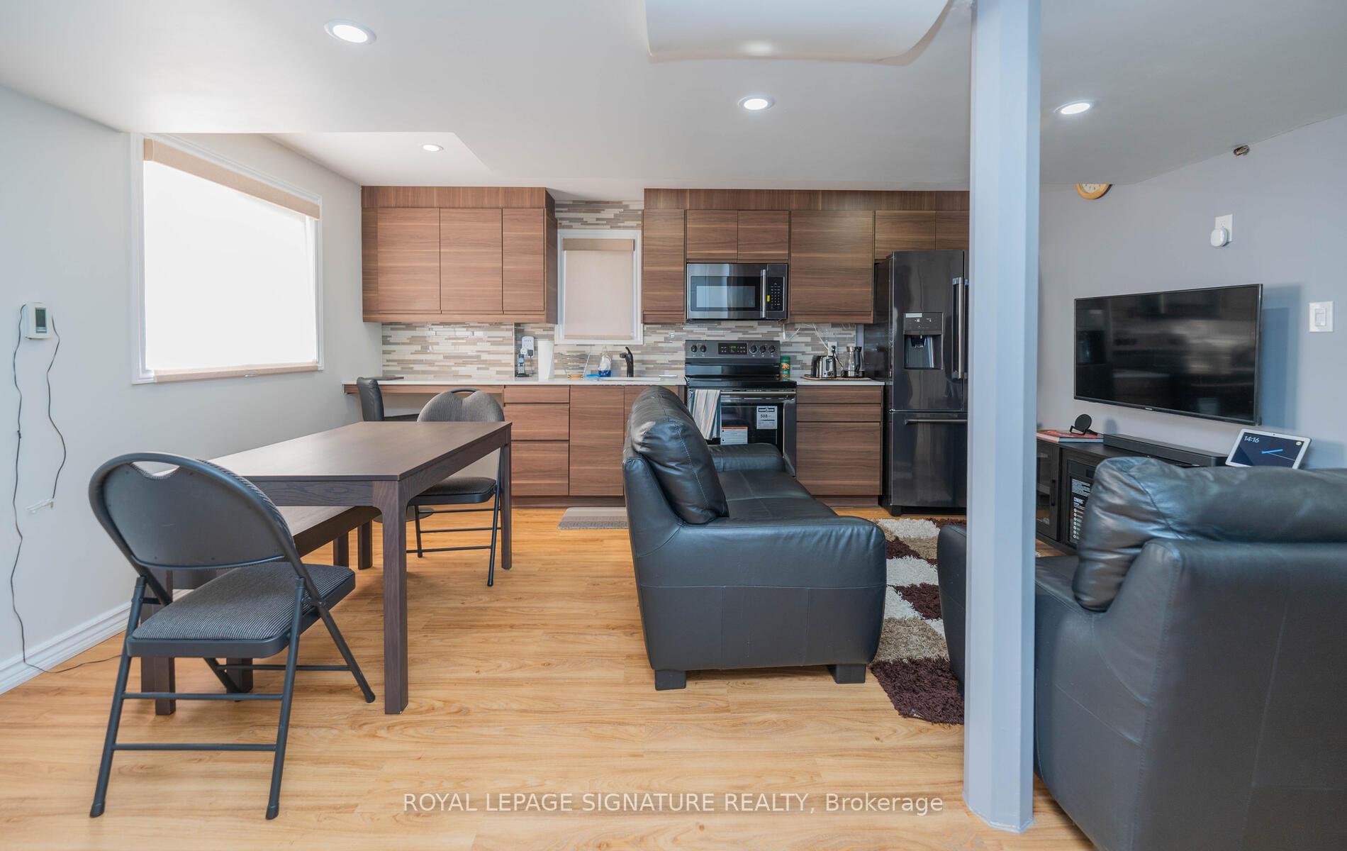 Photo 5 of Unit Bsmt, 92 Beckett Crescent E, Clarington, Courtice — HOMEH