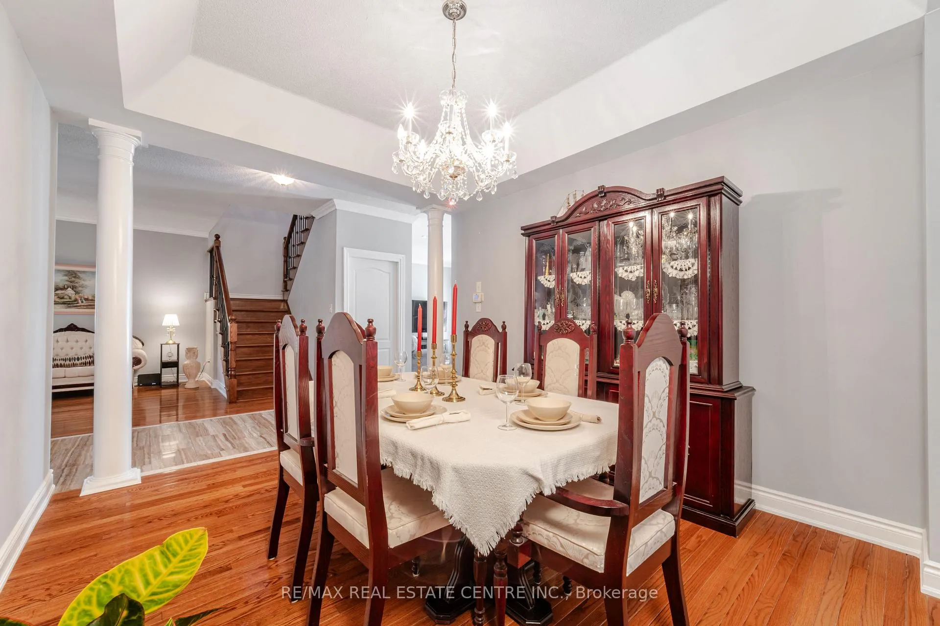 Photo 11 of 46 Lakefield Road, Brampton, Snelgrove — HOMEH