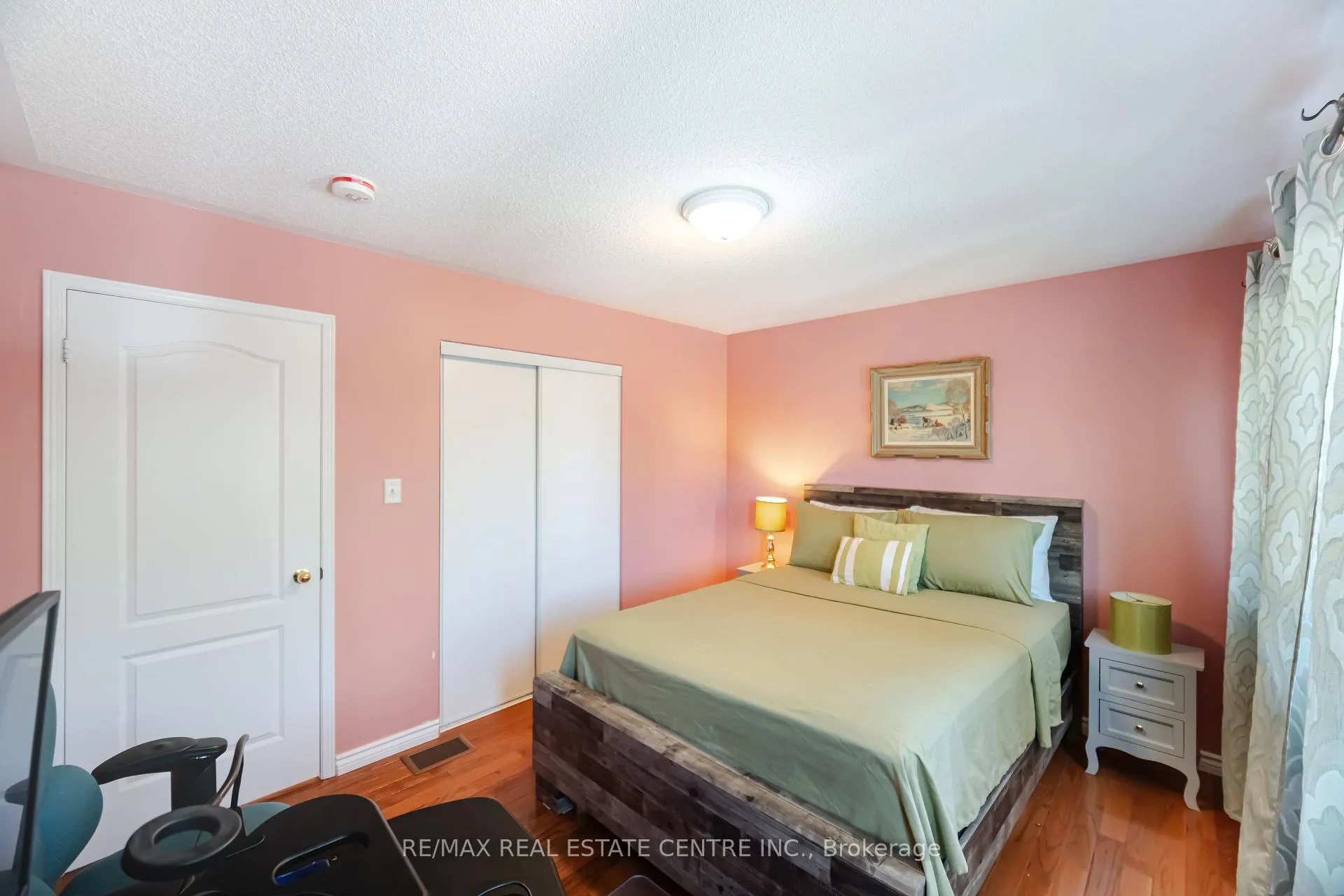 Photo 31 of 46 Lakefield Road, Brampton, Snelgrove — HOMEH