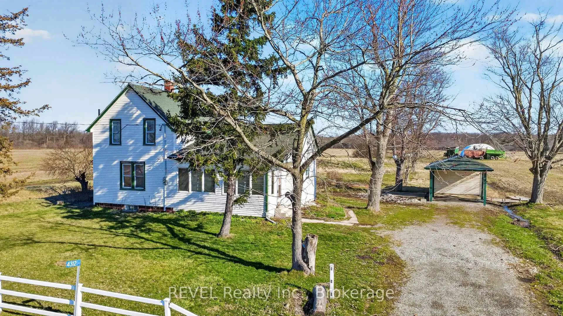 Photo 2 of 4312 Netherby Road, Niagara Falls, Lyons Creek — HOMEH