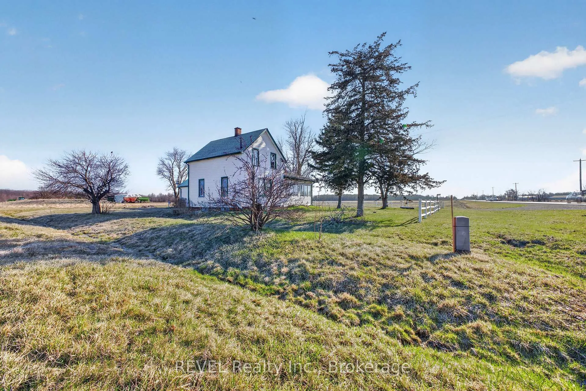 Photo 16 of 4312 Netherby Road, Niagara Falls, Lyons Creek — HOMEH