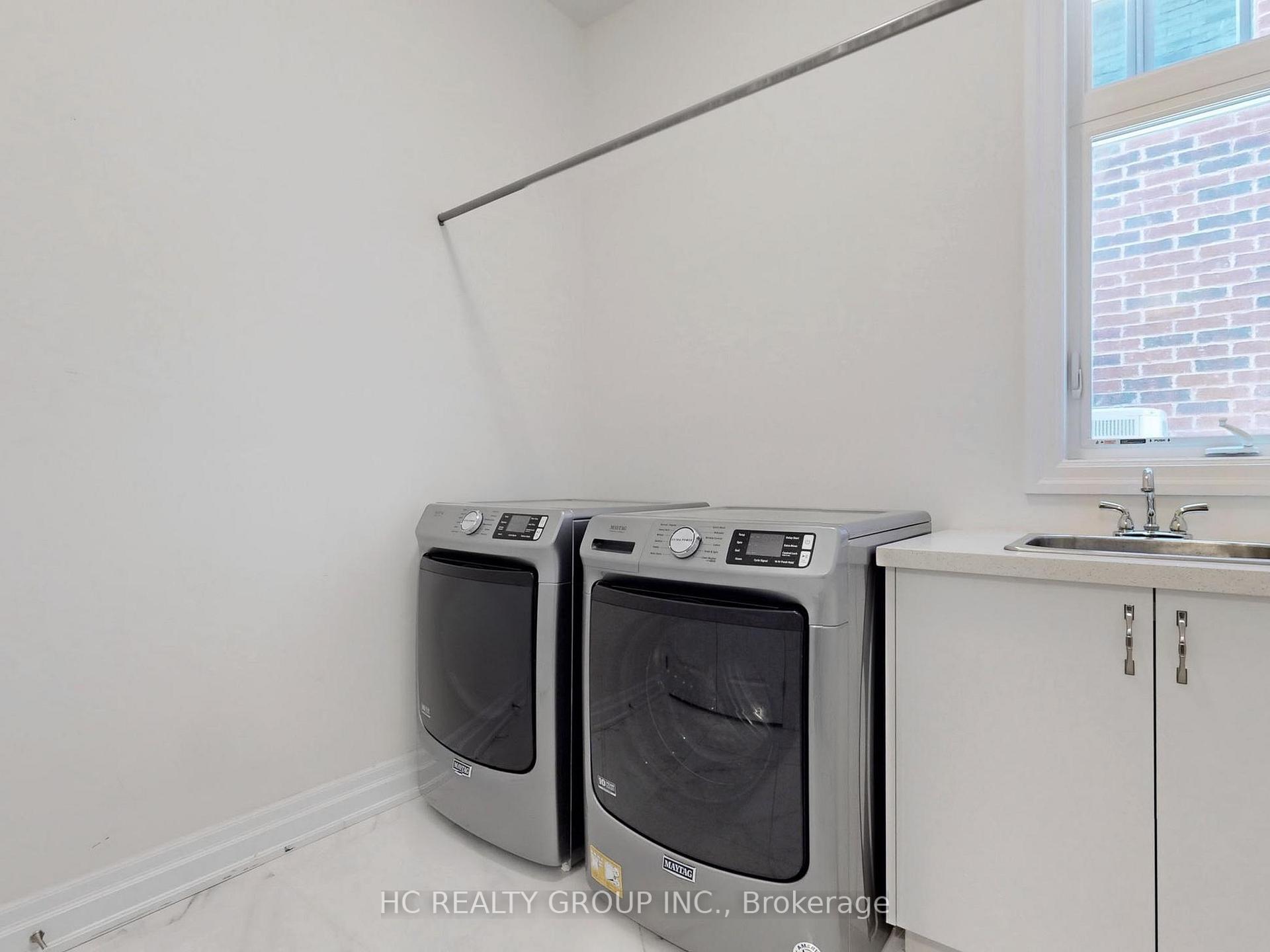 Photo 14 of 255 Touch Gold Crescent, Aurora, Bayview Southeast — HOMEH